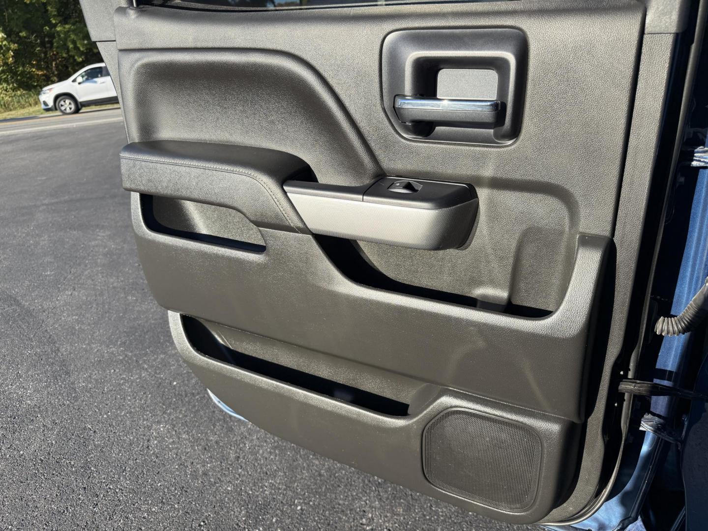 2018 Blue /Black Chevrolet Silverado 1500 LT Z71 Crew Cab Short Box 4WD (3GCUKRECXJG) with an 5.3L V8 OHV 16V engine, 6A transmission, located at 11115 Chardon Rd. , Chardon, OH, 44024, (440) 214-9705, 41.580246, -81.241943 - Rugged, reliable, and ready for work or play, this 2018 Chevrolet Silverado 1500 LT Z71 Crew Cab is the perfect blend of power, capability, and comfort. Under the hood, it boasts a proven 5.3-liter EcoTec3 V8 engine paired with a smooth 6-speed automatic transmission and 3.42 rear axle gearing, offe - Photo#32
