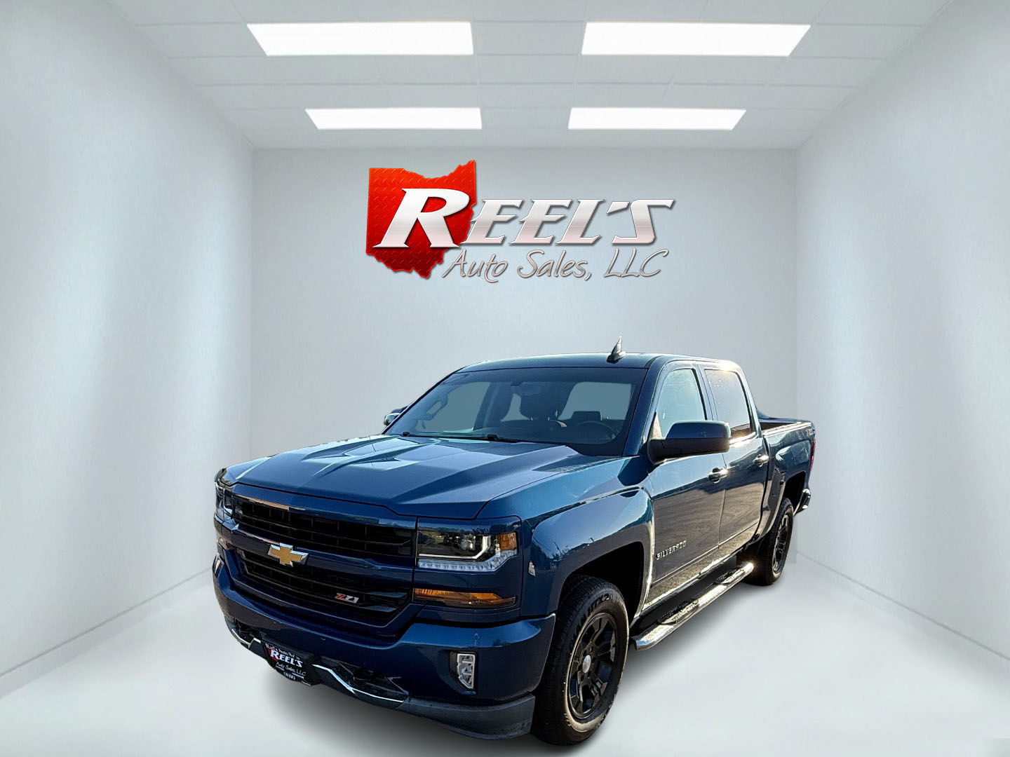 photo of 2018 Chevrolet Silverado 1500 LT Z71 Crew Cab Short Box 4WD