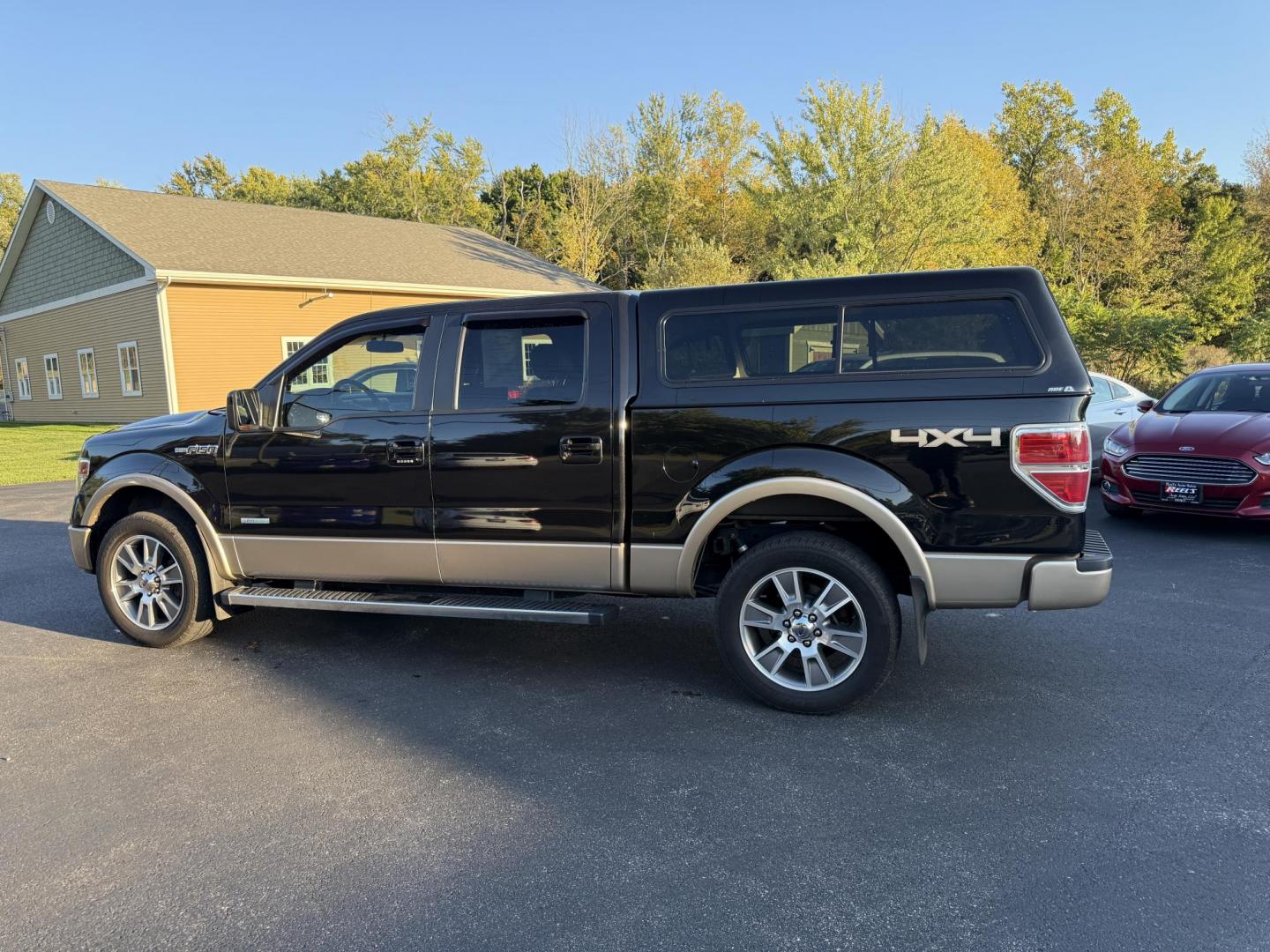 2014 Black /Black Ford F-150 Lariat SuperCrew 5.5-ft. Bed 4WD (1FTFW1ET7EK) with an 3.5L V6 Twin TURBO engine, 6-Speed Automatic transmission, located at 11115 Chardon Rd. , Chardon, OH, 44024, (440) 214-9705, 41.580246, -81.241943 - Experience impressive power and premium features with this 2014 Ford F-150 Lariat Crew Cab 4WD. Equipped with a 3.5L Twin Turbo EcoBoost V6 engine (365 hp/420 lb-ft) paired to a 6-speed automatic transmission and 3.55 rear axle, this F-150 offers a towing capacity of up to 9,700 pounds and versatile - Photo#14