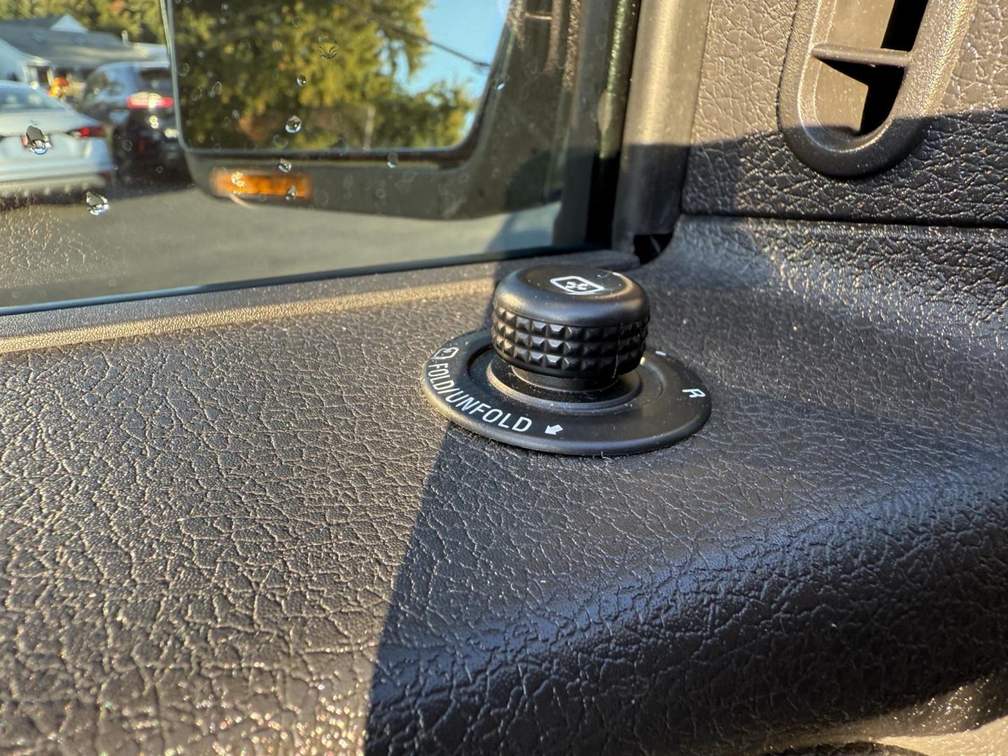 2014 Black /Black Ford F-150 Lariat SuperCrew 5.5-ft. Bed 4WD (1FTFW1ET7EK) with an 3.5L V6 Twin TURBO engine, 6-Speed Automatic transmission, located at 11115 Chardon Rd. , Chardon, OH, 44024, (440) 214-9705, 41.580246, -81.241943 - Experience impressive power and premium features with this 2014 Ford F-150 Lariat Crew Cab 4WD. Equipped with a 3.5L Twin Turbo EcoBoost V6 engine (365 hp/420 lb-ft) paired to a 6-speed automatic transmission and 3.55 rear axle, this F-150 offers a towing capacity of up to 9,700 pounds and versatile - Photo#25