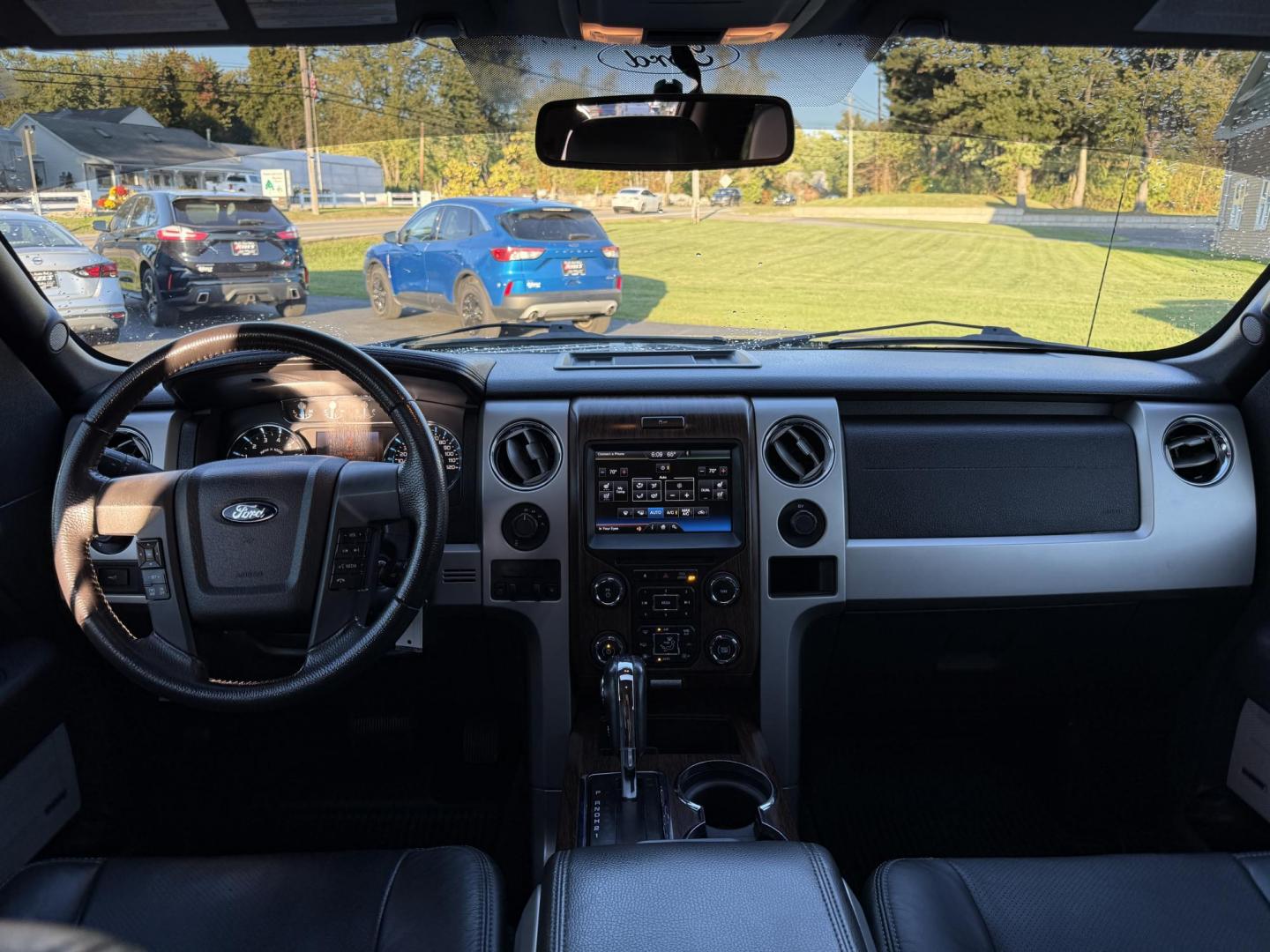 2014 Black /Black Ford F-150 Lariat SuperCrew 5.5-ft. Bed 4WD (1FTFW1ET7EK) with an 3.5L V6 Twin TURBO engine, 6-Speed Automatic transmission, located at 11115 Chardon Rd. , Chardon, OH, 44024, (440) 214-9705, 41.580246, -81.241943 - Experience impressive power and premium features with this 2014 Ford F-150 Lariat Crew Cab 4WD. Equipped with a 3.5L Twin Turbo EcoBoost V6 engine (365 hp/420 lb-ft) paired to a 6-speed automatic transmission and 3.55 rear axle, this F-150 offers a towing capacity of up to 9,700 pounds and versatile - Photo#48