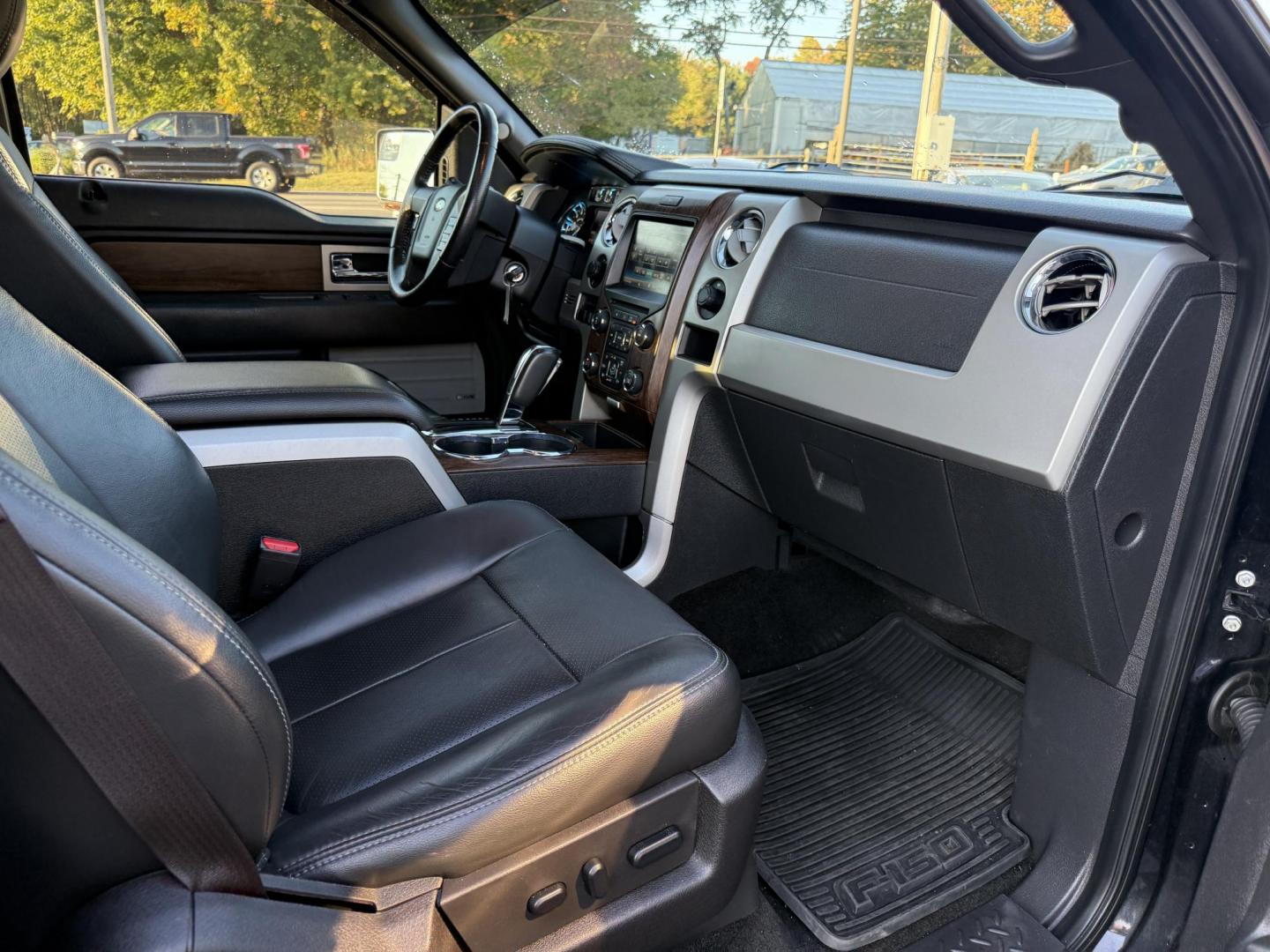2014 Black /Black Ford F-150 Lariat SuperCrew 5.5-ft. Bed 4WD (1FTFW1ET7EK) with an 3.5L V6 Twin TURBO engine, 6-Speed Automatic transmission, located at 11115 Chardon Rd. , Chardon, OH, 44024, (440) 214-9705, 41.580246, -81.241943 - Experience impressive power and premium features with this 2014 Ford F-150 Lariat Crew Cab 4WD. Equipped with a 3.5L Twin Turbo EcoBoost V6 engine (365 hp/420 lb-ft) paired to a 6-speed automatic transmission and 3.55 rear axle, this F-150 offers a towing capacity of up to 9,700 pounds and versatile - Photo#51