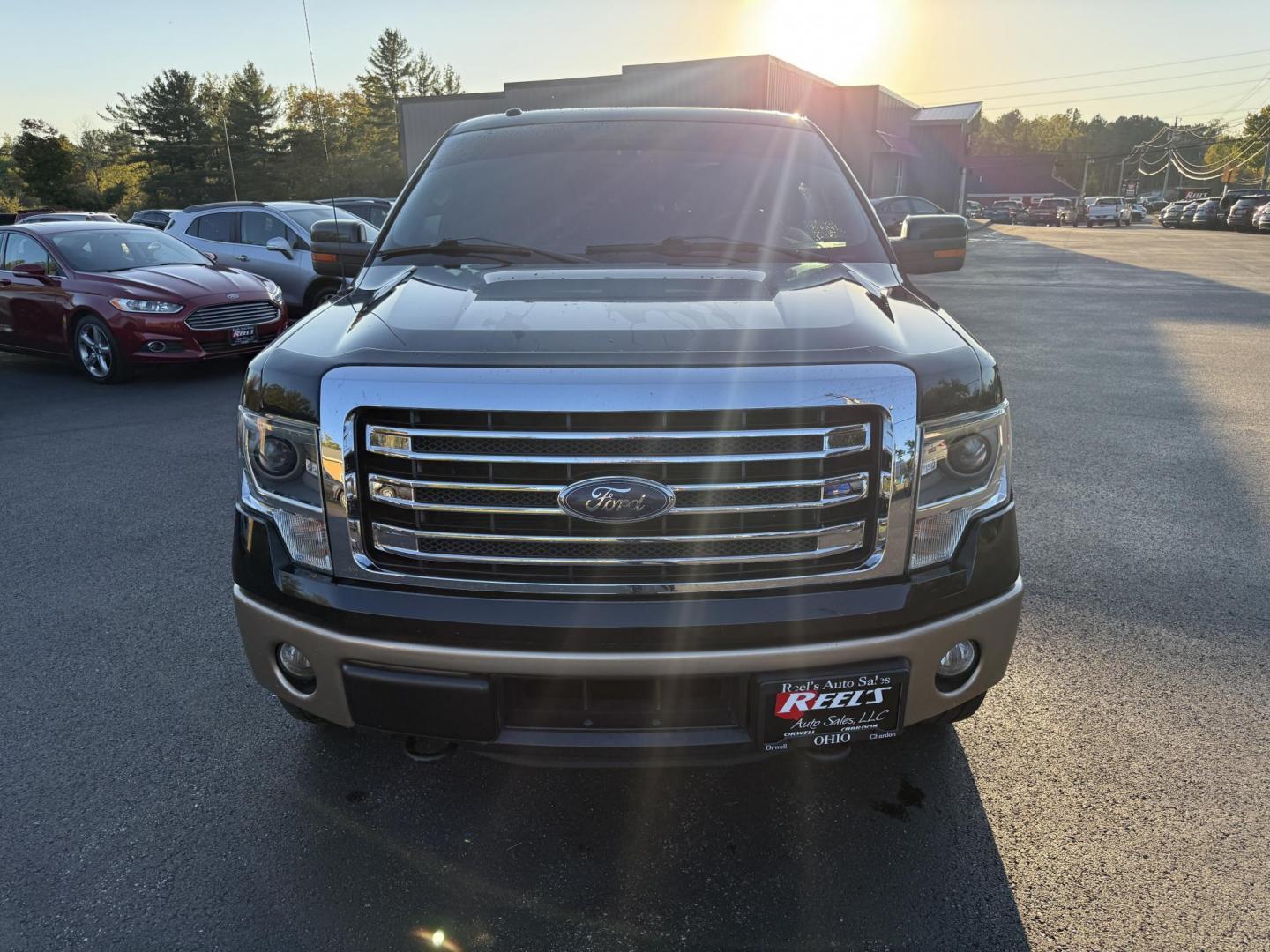 2014 Black /Black Ford F-150 Lariat SuperCrew 5.5-ft. Bed 4WD (1FTFW1ET7EK) with an 3.5L V6 Twin TURBO engine, 6-Speed Automatic transmission, located at 11115 Chardon Rd. , Chardon, OH, 44024, (440) 214-9705, 41.580246, -81.241943 - Experience impressive power and premium features with this 2014 Ford F-150 Lariat Crew Cab 4WD. Equipped with a 3.5L Twin Turbo EcoBoost V6 engine (365 hp/420 lb-ft) paired to a 6-speed automatic transmission and 3.55 rear axle, this F-150 offers a towing capacity of up to 9,700 pounds and versatile - Photo#1