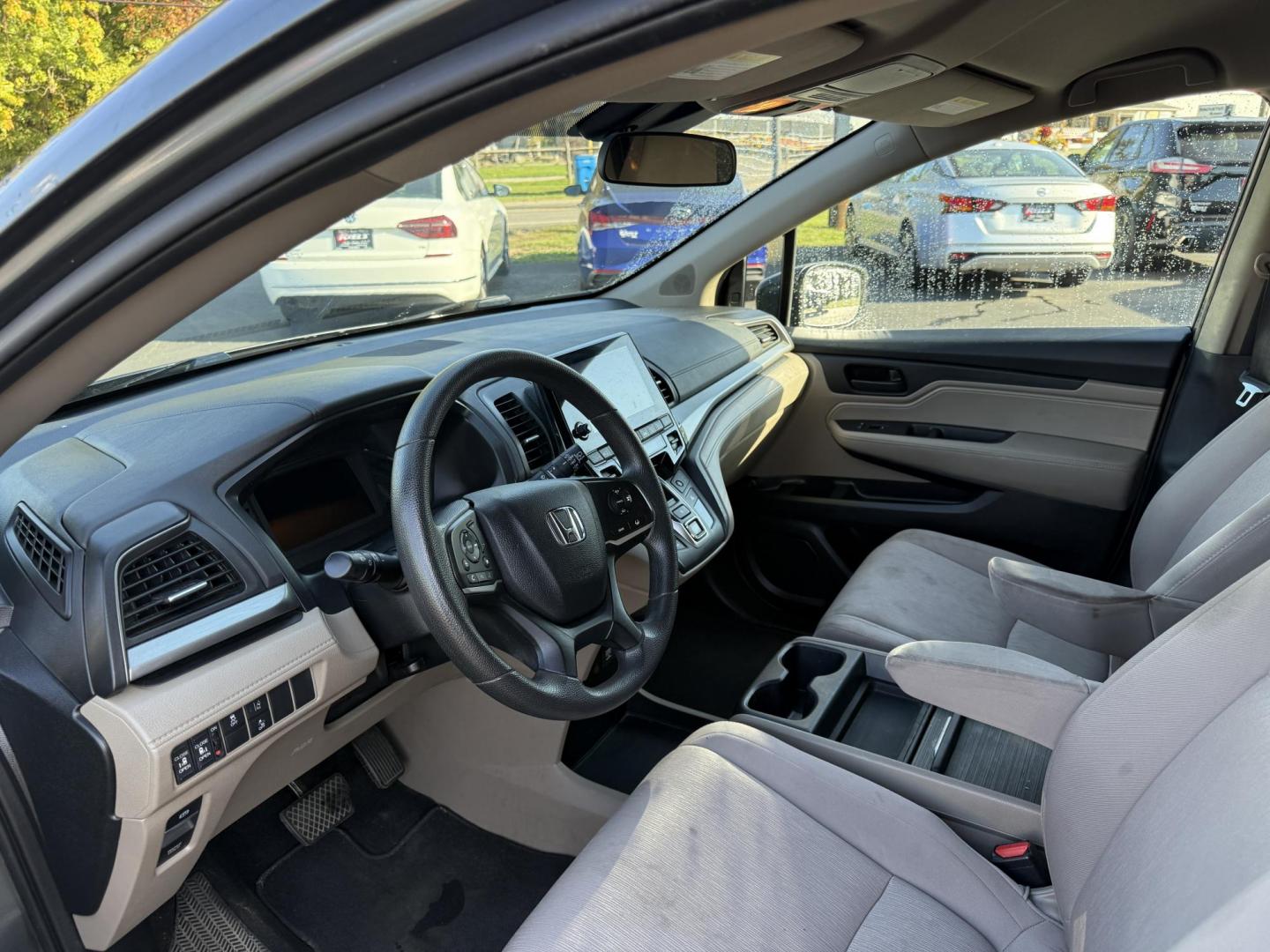 2019 Gray /Tan Honda Odyssey EX (5FNRL6H54KB) with an 3.5L V6 SOHC 24V engine, 9A transmission, located at 11115 Chardon Rd. , Chardon, OH, 44024, (440) 214-9705, 41.580246, -81.241943 - This 2019 Honda Odyssey EX is the ultimate family minivan, combining smart technology, advanced safety, and everyday comfort. Powered by a 3.5L Earth Dreams V6 engine and smooth 9-speed automatic transmission, it delivers up to 28 MPG on the highway for efficient road trips or daily drives. Inside, - Photo#15
