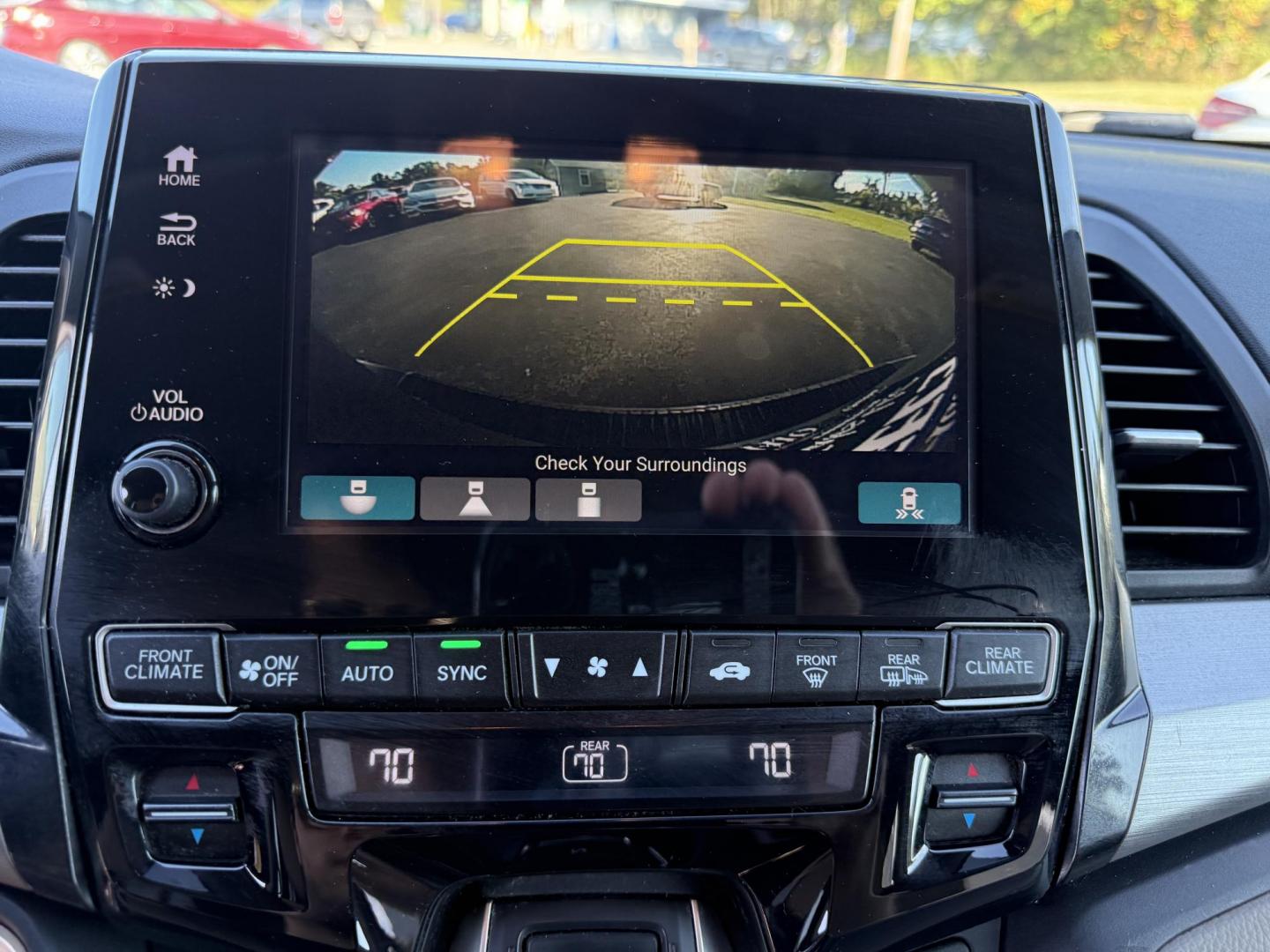 2019 Gray /Tan Honda Odyssey EX (5FNRL6H54KB) with an 3.5L V6 SOHC 24V engine, 9A transmission, located at 11115 Chardon Rd. , Chardon, OH, 44024, (440) 214-9705, 41.580246, -81.241943 - This 2019 Honda Odyssey EX is the ultimate family minivan, combining smart technology, advanced safety, and everyday comfort. Powered by a 3.5L Earth Dreams V6 engine and smooth 9-speed automatic transmission, it delivers up to 28 MPG on the highway for efficient road trips or daily drives. Inside, - Photo#24