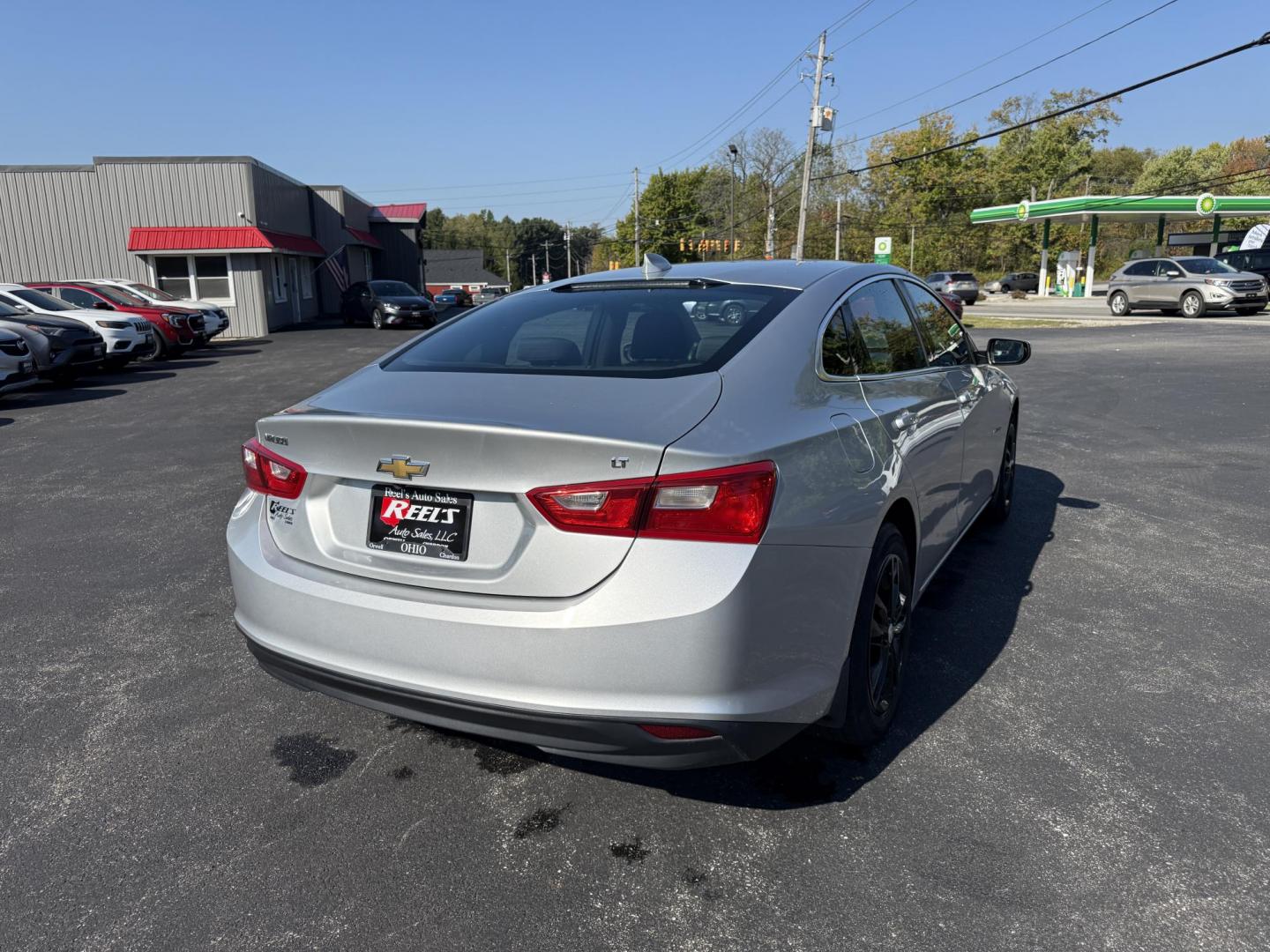 2016 Silver /Black Chevrolet Malibu 1LT (1G1ZE5ST0GF) with an 1.5L I4 DOHC 16V TURBO engine, 6A transmission, located at 11115 Chardon Rd. , Chardon, OH, 44024, (440) 214-9705, 41.580246, -81.241943 - 2016 Chevrolet Malibu LT – Efficient, Modern, and Well-Equipped ---- This 2016 Chevrolet Malibu LT is a stylish and efficient midsize sedan, powered by a 1.5L turbocharged EcoTec I4 engine paired with a 6-speed automatic transmission. Enjoy impressive fuel economy with up to 36 MPG on the highway, - Photo#7