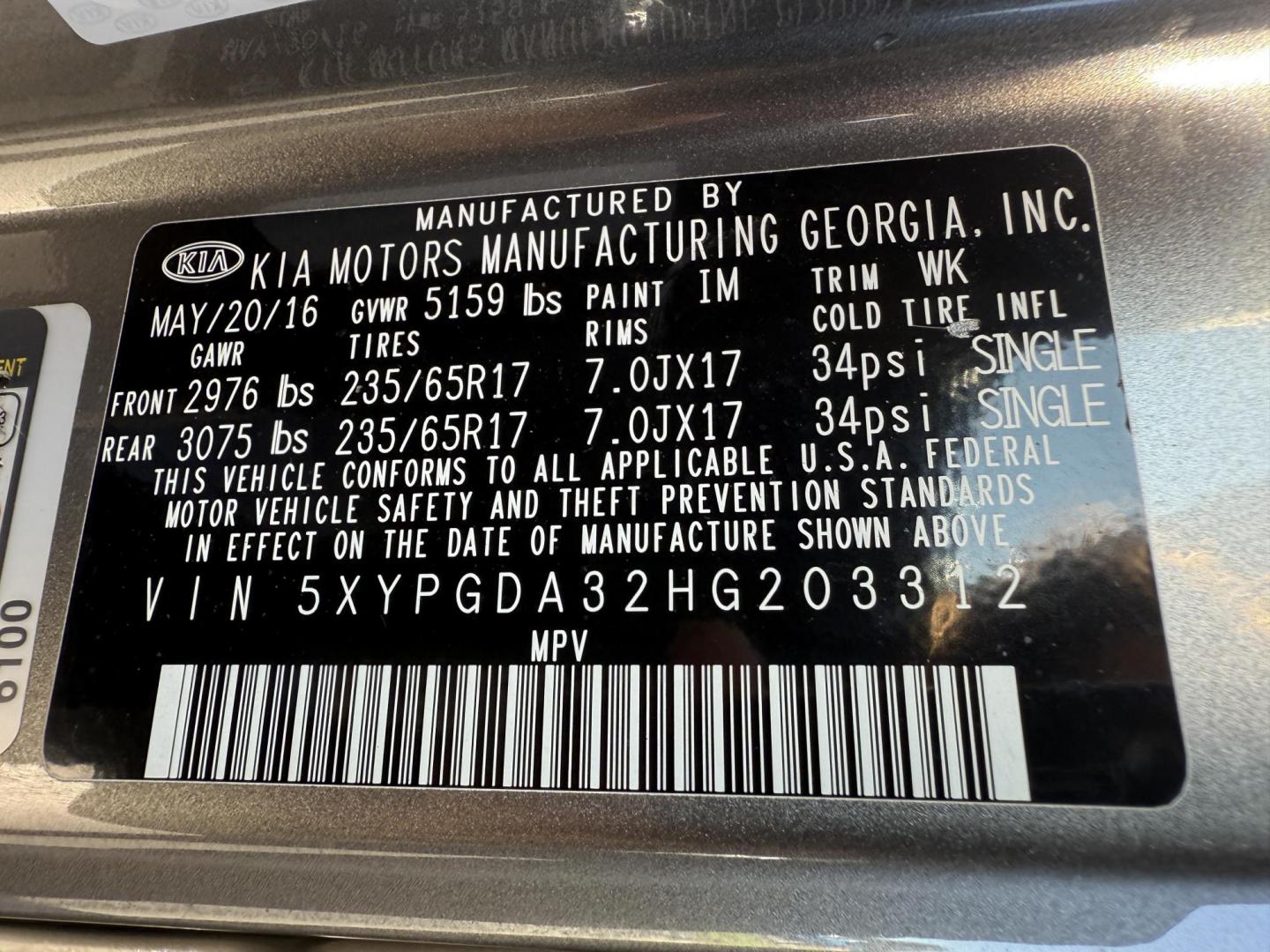 2017 Gray /Black Kia Sorento LX AWD (5XYPGDA32HG) with an 2.4L I4 DOHC 16V engine, 6A transmission, located at 547 E. Main St., Orwell, OH, 44076, (440) 437-5893, 41.535435, -80.847855 - Experience comfort, capability, and advanced technology with this 2017 Kia Sorento LX All-Wheel Drive! Powered by a fuel-efficient 2.4L GDI engine paired with a smooth 6-speed automatic transmission, the Sorento delivers confident performance and up to 25 MPG on the highway. The locking center diffe - Photo#20