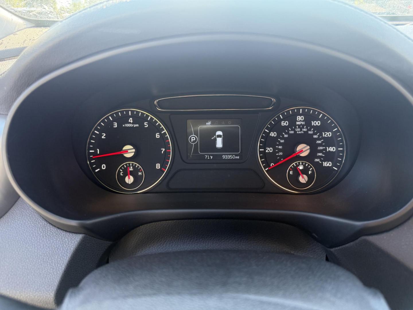 2017 Gray /Black Kia Sorento LX AWD (5XYPGDA32HG) with an 2.4L I4 DOHC 16V engine, 6A transmission, located at 547 E. Main St., Orwell, OH, 44076, (440) 437-5893, 41.535435, -80.847855 - Experience comfort, capability, and advanced technology with this 2017 Kia Sorento LX All-Wheel Drive! Powered by a fuel-efficient 2.4L GDI engine paired with a smooth 6-speed automatic transmission, the Sorento delivers confident performance and up to 25 MPG on the highway. The locking center diffe - Photo#22