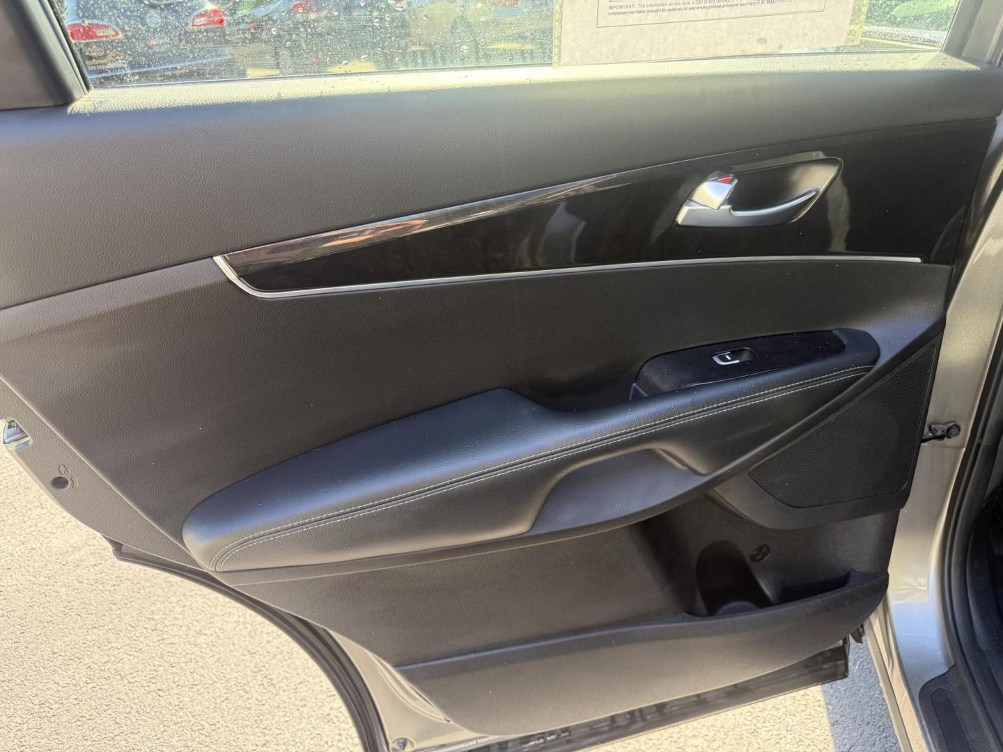 2017 Gray /Black Kia Sorento LX AWD (5XYPGDA32HG) with an 2.4L I4 DOHC 16V engine, 6A transmission, located at 547 E. Main St., Orwell, OH, 44076, (440) 437-5893, 41.535435, -80.847855 - Experience comfort, capability, and advanced technology with this 2017 Kia Sorento LX All-Wheel Drive! Powered by a fuel-efficient 2.4L GDI engine paired with a smooth 6-speed automatic transmission, the Sorento delivers confident performance and up to 25 MPG on the highway. The locking center diffe - Photo#37