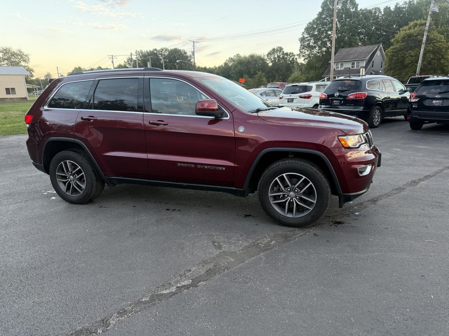 2018 Red /Black Jeep Grand Cherokee Laredo E 4WD (1C4RJFAG9JC) with an 3.6L V6 DOHC 24V engine, 8A transmission, located at 547 E. Main St., Orwell, OH, 44076, (440) 437-5893, 41.535435, -80.847855 - 2018 Jeep Grand Cherokee Laredo E – Trail Ready, Tech Loaded, and Built to Impress! Experience legendary Jeep capability and premium comfort with this 2018 Grand Cherokee Laredo E. Featuring the powerful and reliable 3.6L Pentastar V6 paired with an 8-speed automatic transmission, this SUV deliv - Photo#3