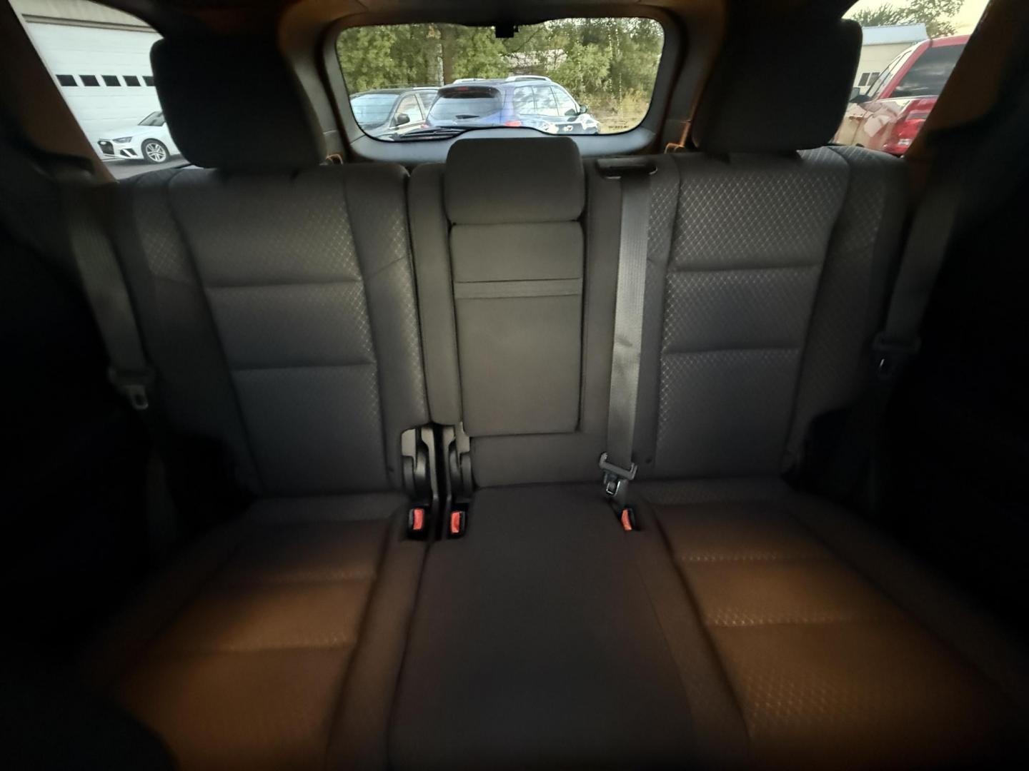 2018 Red /Black Jeep Grand Cherokee Laredo E 4WD (1C4RJFAG9JC) with an 3.6L V6 DOHC 24V engine, 8A transmission, located at 547 E. Main St., Orwell, OH, 44076, (440) 437-5893, 41.535435, -80.847855 - 2018 Jeep Grand Cherokee Laredo E – Trail Ready, Tech Loaded, and Built to Impress! Experience legendary Jeep capability and premium comfort with this 2018 Grand Cherokee Laredo E. Featuring the powerful and reliable 3.6L Pentastar V6 paired with an 8-speed automatic transmission, this SUV deliv - Photo#34