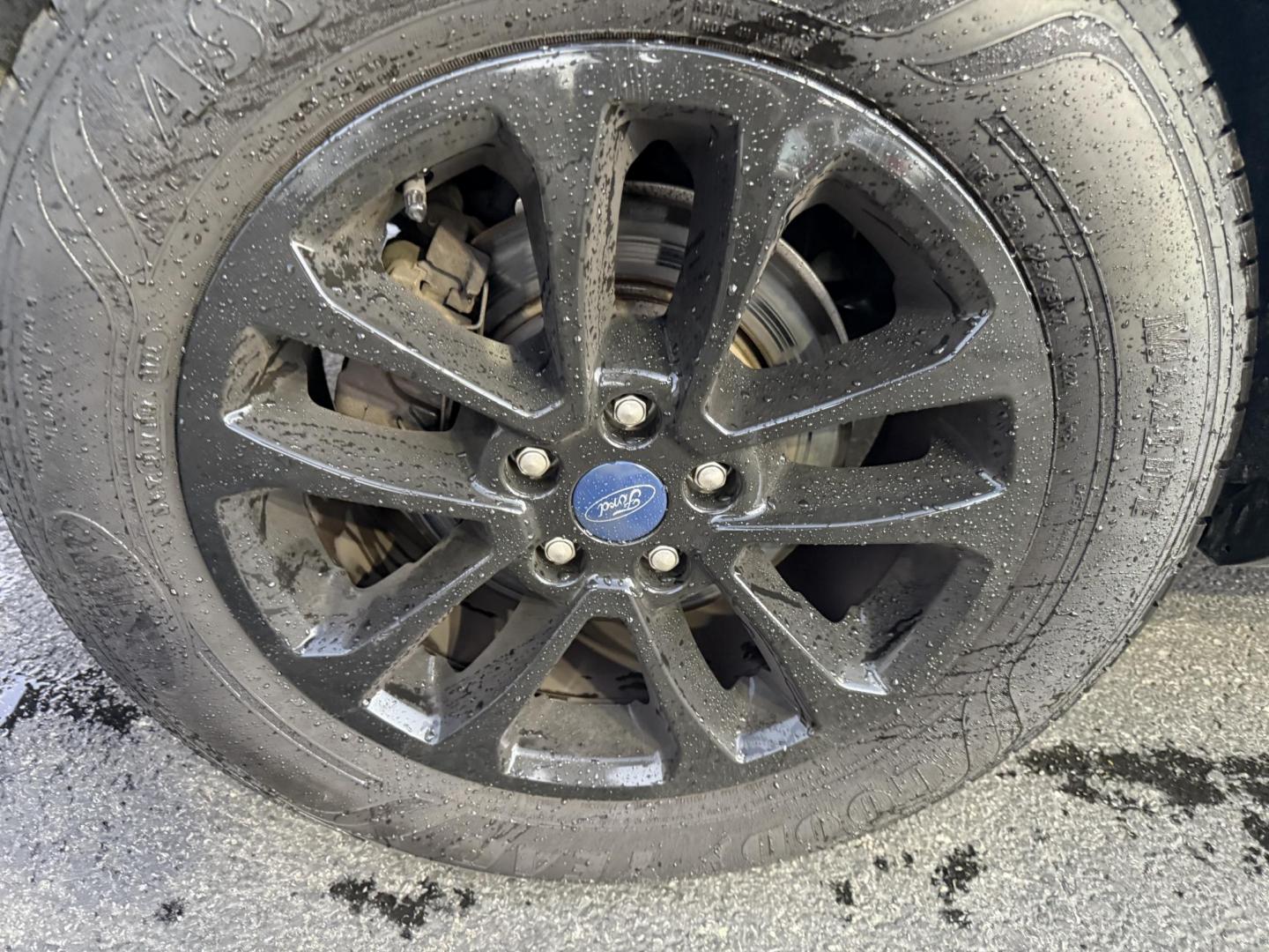 2020 Blue /Gray Ford Escape SE AWD (1FMCU9G62LU) with an 1.5L I3 DOHC 16V TURBO engine, 8-Speed Automatic transmission, located at 547 E. Main St., Orwell, OH, 44076, (440) 437-5893, 41.535435, -80.847855 - 2020 Ford Escape SE 4WD – Modern Style, Smart Technology, Unmatched Versatility Elevate your drive with this 2020 Ford Escape SE 4WD, a perfect blend of style, comfort, and cutting-edge technology. Enjoy the efficiency and power of its turbocharged engine and 8-speed automatic transmission, deliv - Photo#6