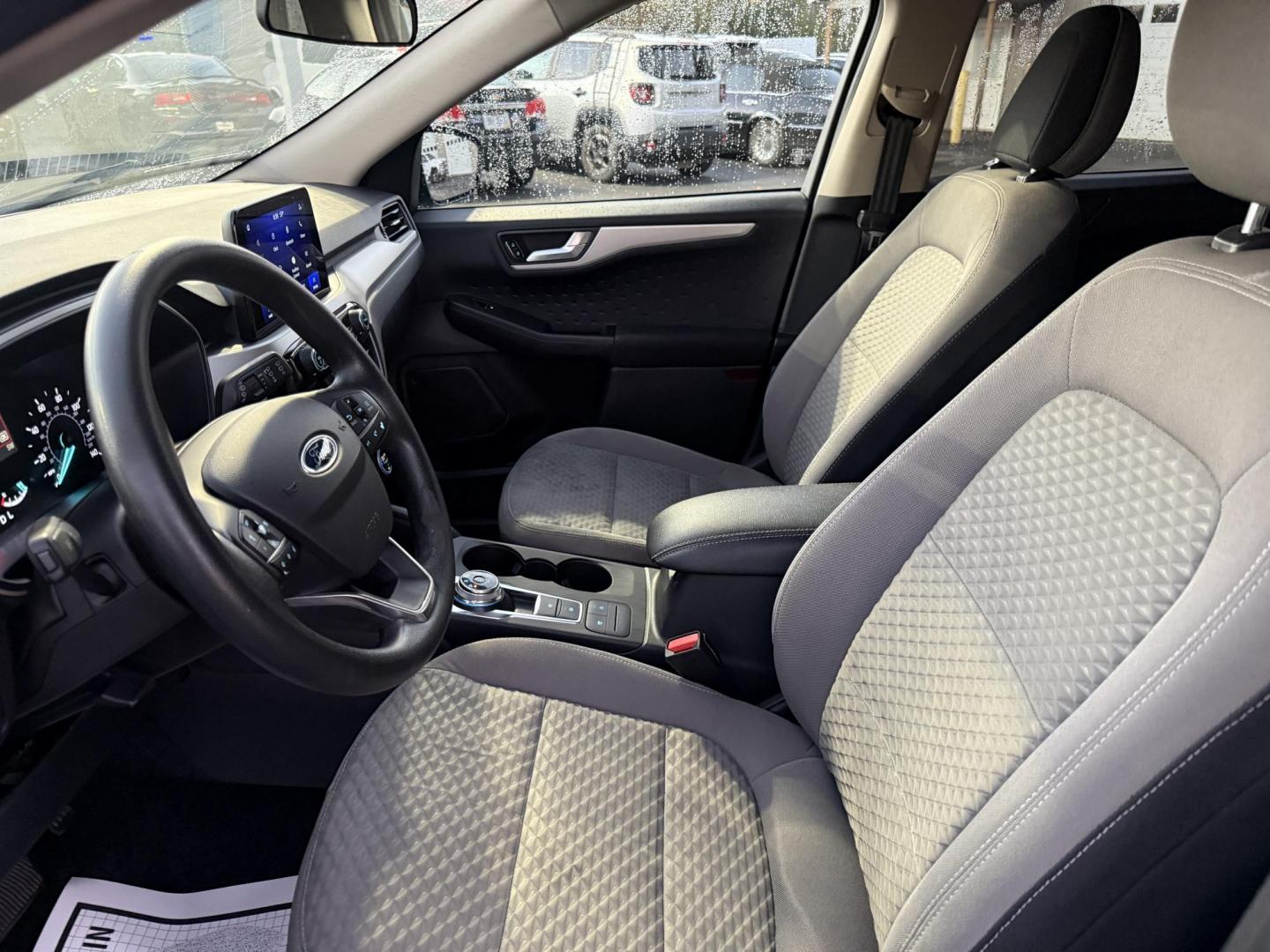2020 Blue /Gray Ford Escape SE AWD (1FMCU9G62LU) with an 1.5L I3 DOHC 16V TURBO engine, 8-Speed Automatic transmission, located at 547 E. Main St., Orwell, OH, 44076, (440) 437-5893, 41.535435, -80.847855 - 2020 Ford Escape SE 4WD – Modern Style, Smart Technology, Unmatched Versatility Elevate your drive with this 2020 Ford Escape SE 4WD, a perfect blend of style, comfort, and cutting-edge technology. Enjoy the efficiency and power of its turbocharged engine and 8-speed automatic transmission, deliv - Photo#15