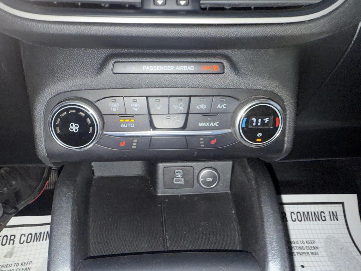 2020 Blue /Gray Ford Escape SE AWD (1FMCU9G62LU) with an 1.5L I3 DOHC 16V TURBO engine, 8-Speed Automatic transmission, located at 547 E. Main St., Orwell, OH, 44076, (440) 437-5893, 41.535435, -80.847855 - 2020 Ford Escape SE 4WD – Modern Style, Smart Technology, Unmatched Versatility Elevate your drive with this 2020 Ford Escape SE 4WD, a perfect blend of style, comfort, and cutting-edge technology. Enjoy the efficiency and power of its turbocharged engine and 8-speed automatic transmission, deliv - Photo#28
