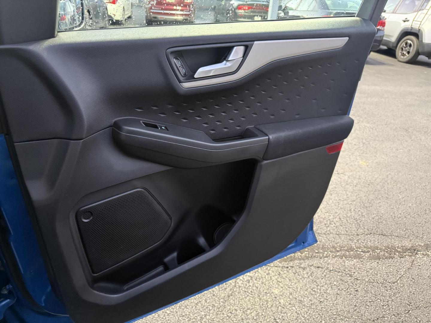 2020 Blue /Gray Ford Escape SE AWD (1FMCU9G62LU) with an 1.5L I3 DOHC 16V TURBO engine, 8-Speed Automatic transmission, located at 547 E. Main St., Orwell, OH, 44076, (440) 437-5893, 41.535435, -80.847855 - 2020 Ford Escape SE 4WD – Modern Style, Smart Technology, Unmatched Versatility Elevate your drive with this 2020 Ford Escape SE 4WD, a perfect blend of style, comfort, and cutting-edge technology. Enjoy the efficiency and power of its turbocharged engine and 8-speed automatic transmission, deliv - Photo#38