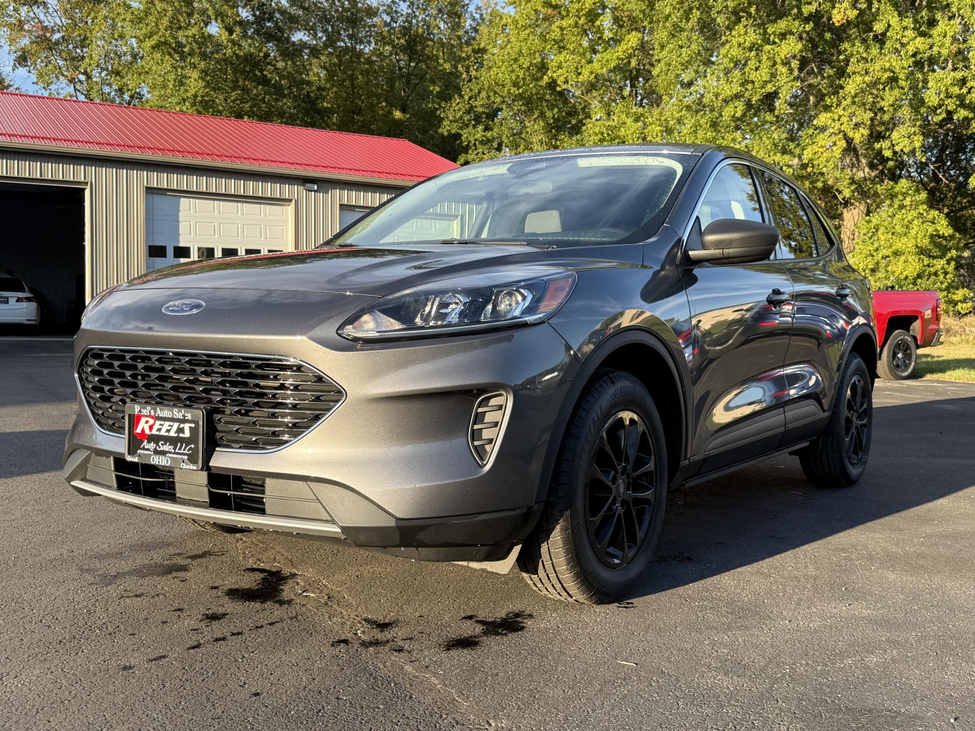 photo of 2022 Ford Escape SE AWD