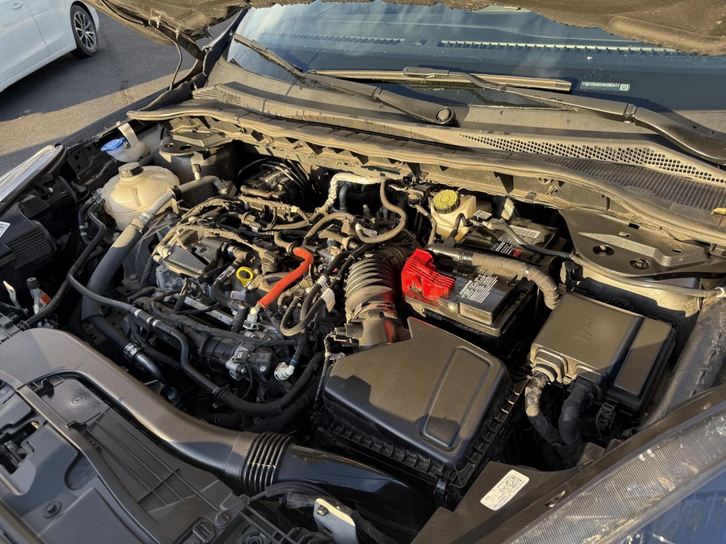 2022 Gray /Gray Ford Escape SE AWD (1FMCU9G6XNU) with an 1.5L I3 DOHC 16V TURBO engine, 8-Speed Automatic transmission, located at 547 E. Main St., Orwell, OH, 44076, (440) 437-5893, 41.535435, -80.847855 - Experience modern versatility and comfort with this 2022 Ford Escape SE 4WD. Powered by an efficient turbocharged EcoBoost engine and 8-speed automatic transmission, this SUV offers impressive fuel economy—up to 31 MPG on the highway. The well-equipped interior features heated front seats, a heate - Photo#14