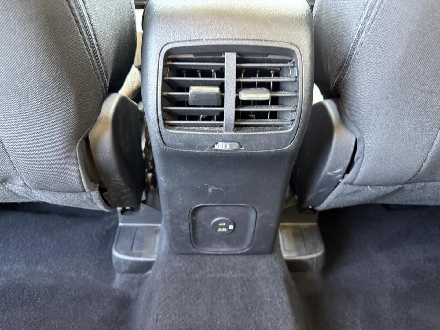 2022 Gray /Gray Ford Escape SE AWD (1FMCU9G6XNU) with an 1.5L I3 DOHC 16V TURBO engine, 8-Speed Automatic transmission, located at 547 E. Main St., Orwell, OH, 44076, (440) 437-5893, 41.535435, -80.847855 - Experience modern versatility and comfort with this 2022 Ford Escape SE 4WD. Powered by an efficient turbocharged EcoBoost engine and 8-speed automatic transmission, this SUV offers impressive fuel economy—up to 31 MPG on the highway. The well-equipped interior features heated front seats, a heate - Photo#35