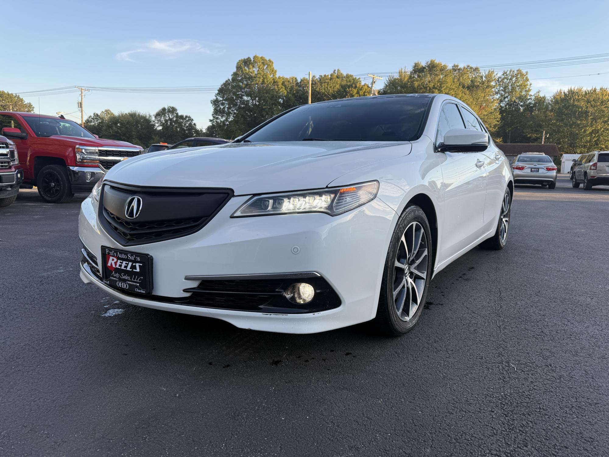 photo of 2016 Acura TLX 9-Spd AT SH-AWD w/Advance Package