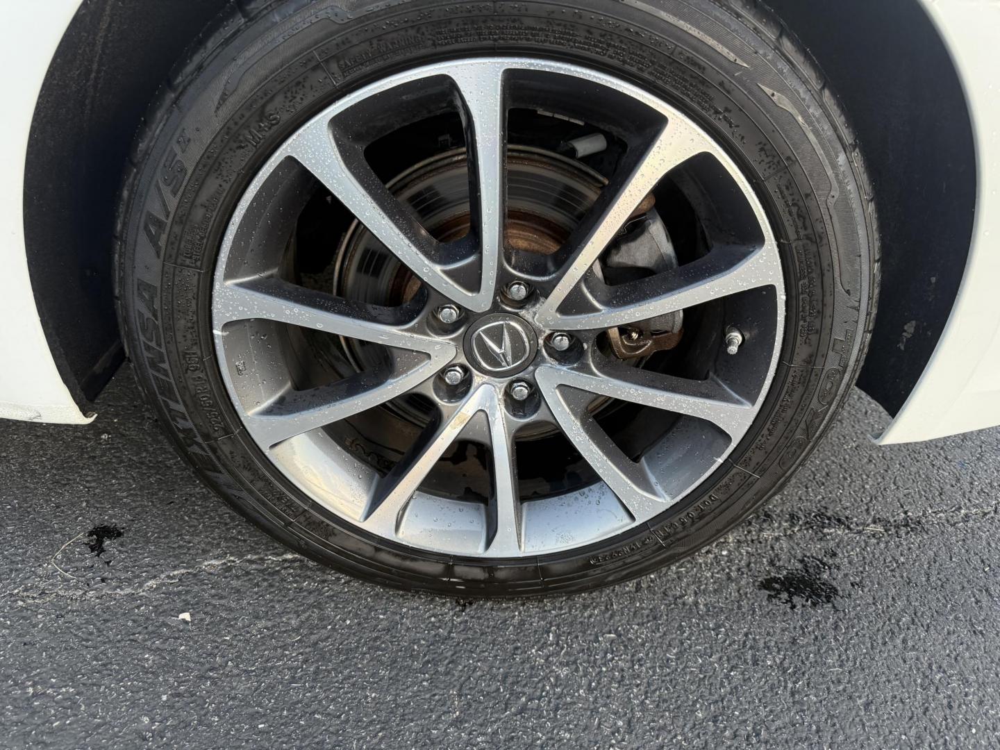 2016 White /Black Acura TLX 9-Spd AT SH-AWD w/Advance Package (19UUB3F78GA) with an 3.5L V6 SOHC 24V engine, 9A transmission, located at 547 E. Main St., Orwell, OH, 44076, (440) 437-5893, 41.535435, -80.847855 - Experience luxury and performance with this 2016 Acura TLX SH-AWD with Advance Package. Powered by a responsive 3.5L V6 engine and smooth 9-speed automatic transmission, this sedan delivers impressive acceleration—0 to 60 in just 5.7 seconds—while achieving up to 31 MPG on the highway. Enjoy a r - Photo#11