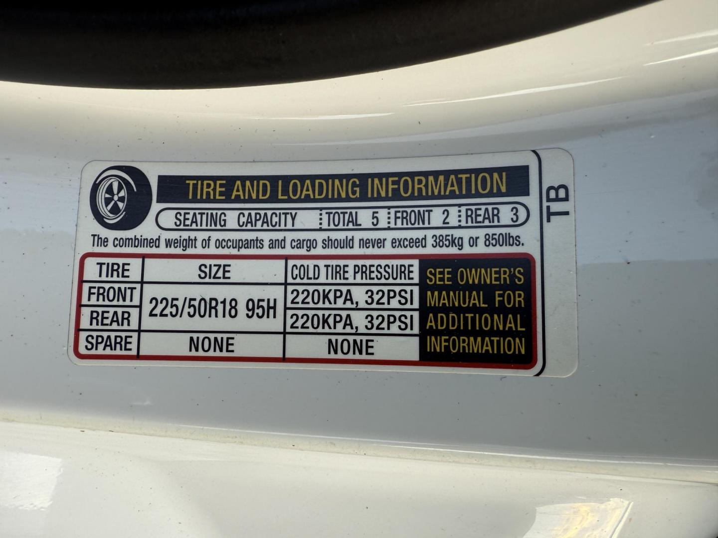 2016 White /Black Acura TLX 9-Spd AT SH-AWD w/Advance Package (19UUB3F78GA) with an 3.5L V6 SOHC 24V engine, 9A transmission, located at 547 E. Main St., Orwell, OH, 44076, (440) 437-5893, 41.535435, -80.847855 - Experience luxury and performance with this 2016 Acura TLX SH-AWD with Advance Package. Powered by a responsive 3.5L V6 engine and smooth 9-speed automatic transmission, this sedan delivers impressive acceleration—0 to 60 in just 5.7 seconds—while achieving up to 31 MPG on the highway. Enjoy a r - Photo#21