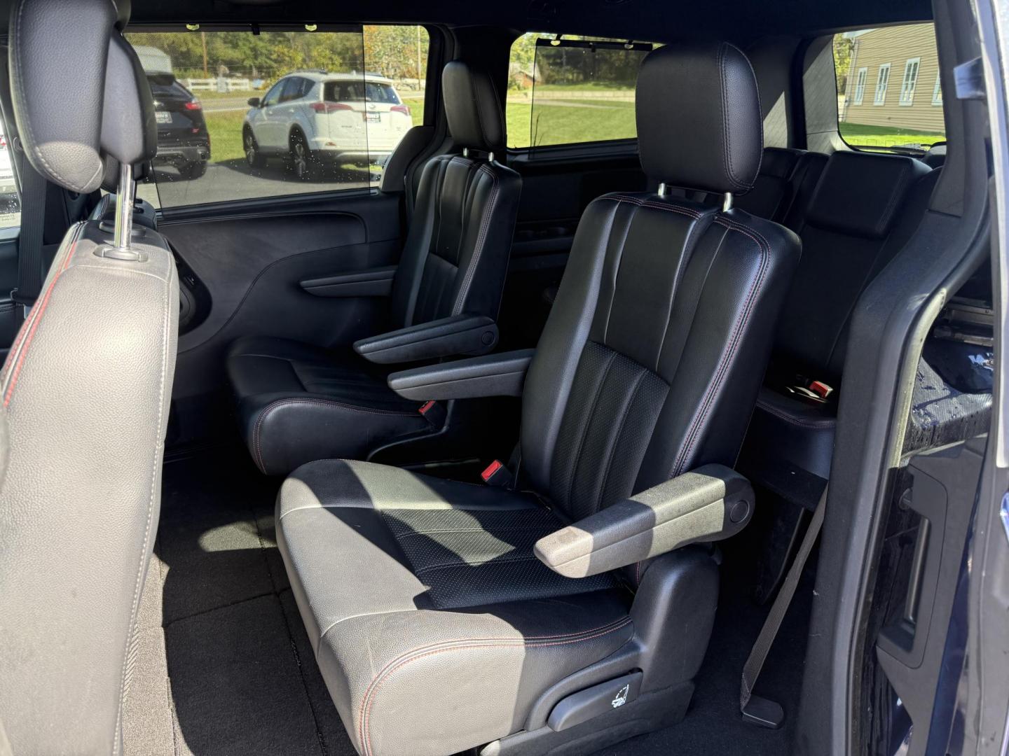 2017 Blue /Black Dodge Grand Caravan GT (2C4RDGEG0HR) with an 3.6L V6 DOHC 24V engine, 6A transmission, located at 547 E. Main St., Orwell, OH, 44076, (440) 437-5893, 41.535435, -80.847855 - Enjoy comfort, convenience, and versatility with this 2017 Dodge Grand Caravan GT. Powered by a reliable 3.6L Pentastar V6 engine and 6-speed automatic transmission, this minivan offers smooth performance and flex fuel capability for added efficiency. The stylish leather interior features power fron - Photo#34