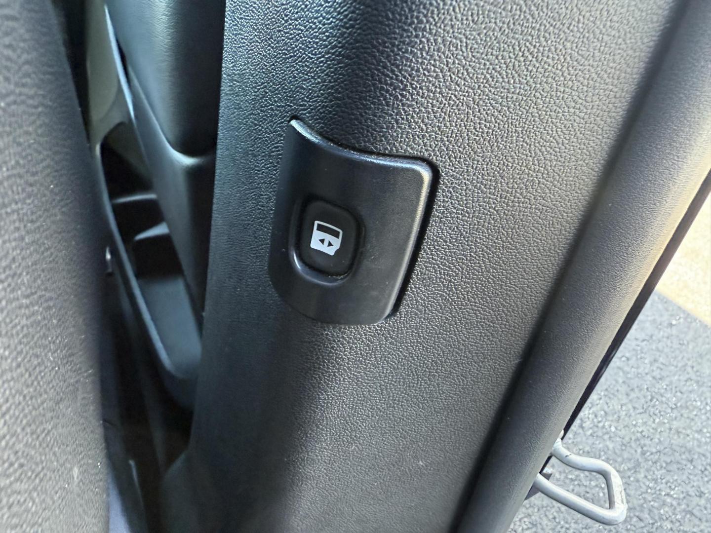 2017 Blue /Black Dodge Grand Caravan GT (2C4RDGEG0HR) with an 3.6L V6 DOHC 24V engine, 6A transmission, located at 547 E. Main St., Orwell, OH, 44076, (440) 437-5893, 41.535435, -80.847855 - Enjoy comfort, convenience, and versatility with this 2017 Dodge Grand Caravan GT. Powered by a reliable 3.6L Pentastar V6 engine and 6-speed automatic transmission, this minivan offers smooth performance and flex fuel capability for added efficiency. The stylish leather interior features power fron - Photo#43