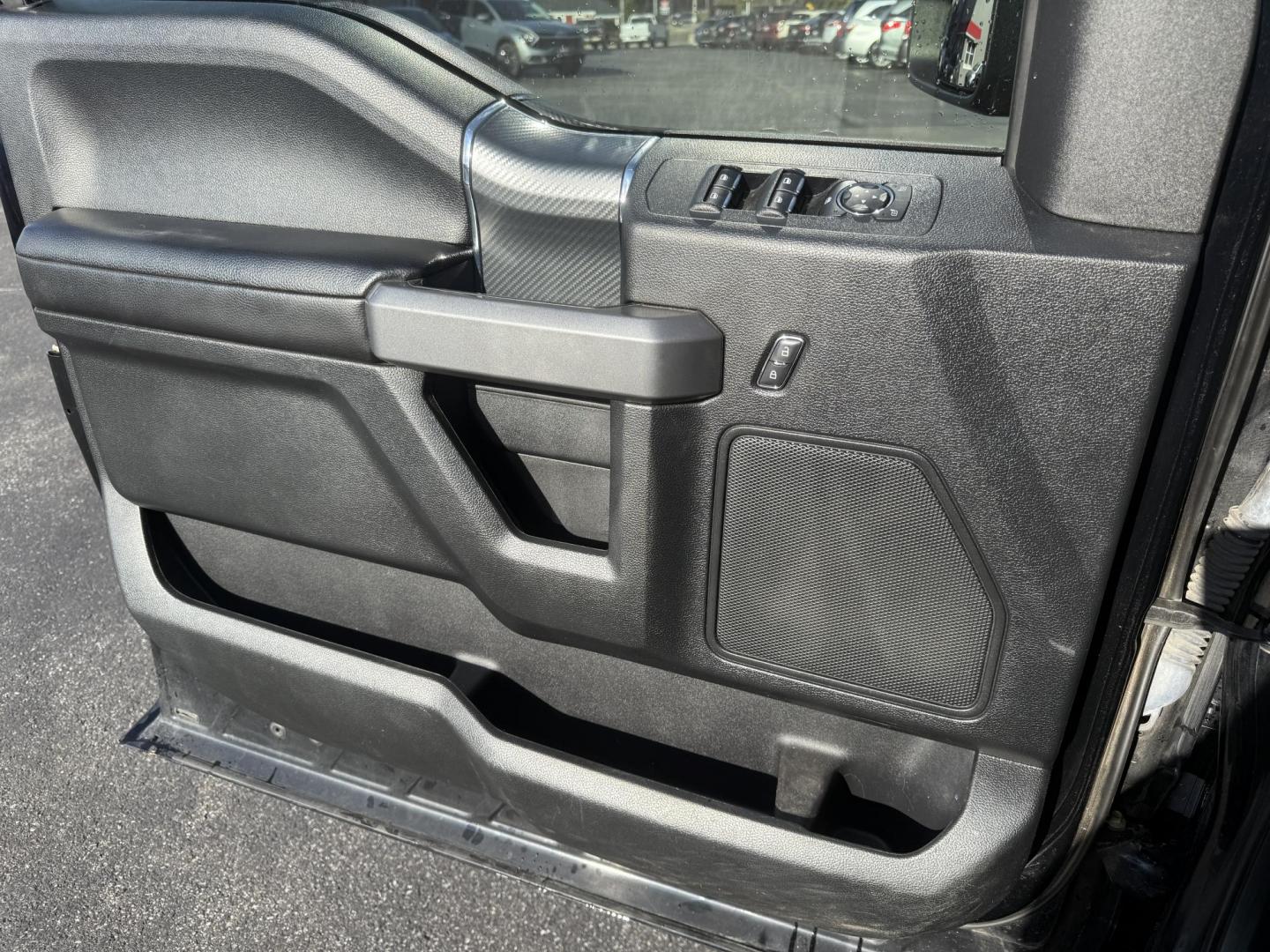 2018 Black /Black Ford F-150 XLT SuperCrew 6.5-ft. Bed 4WD (1FTFW1E58JK) with an 5.0L V8 OHV 16V engine, 10 Speed Auto transmission, located at 11115 Chardon Rd. , Chardon, OH, 44024, (440) 214-9705, 41.580246, -81.241943 - Take on any job or adventure with this 2018 Ford F-150 XLT 4WD Crew Cab, featuring a powerful 5.0L Coyote V8 engine and 10-speed automatic transmission. Equipped with the FX4 Off-Road Package, 3.73 gearing, locking rear differential, and a 36-gallon extended range fuel tank, this truck is built for - Photo#17