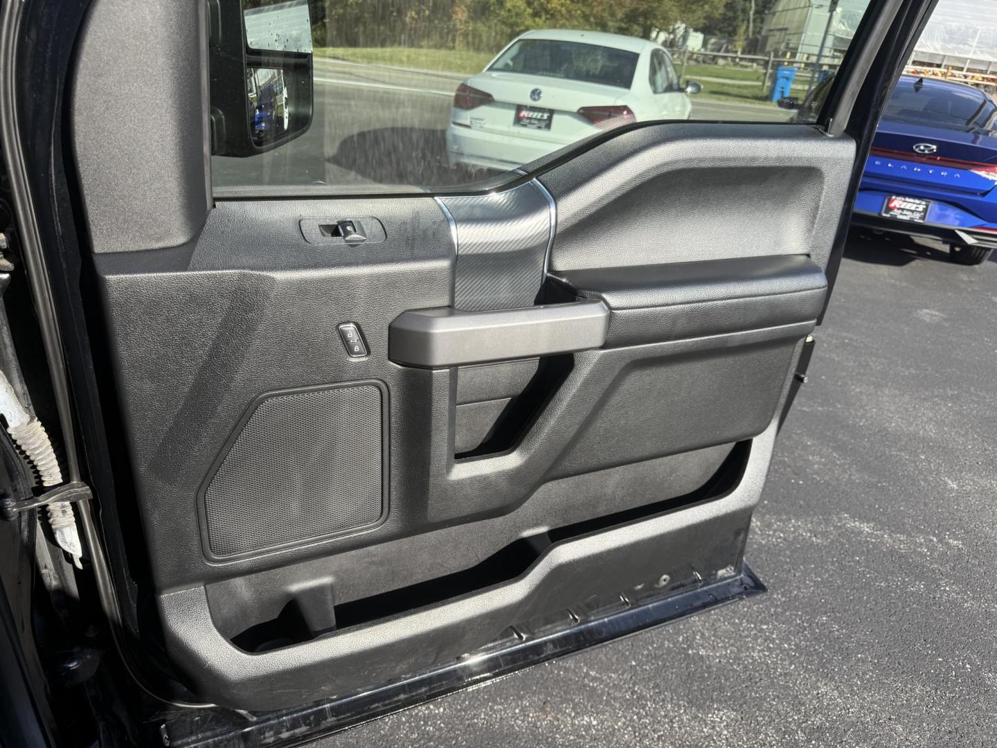 2018 Black /Black Ford F-150 XLT SuperCrew 6.5-ft. Bed 4WD (1FTFW1E58JK) with an 5.0L V8 OHV 16V engine, 10 Speed Auto transmission, located at 11115 Chardon Rd. , Chardon, OH, 44024, (440) 214-9705, 41.580246, -81.241943 - Take on any job or adventure with this 2018 Ford F-150 XLT 4WD Crew Cab, featuring a powerful 5.0L Coyote V8 engine and 10-speed automatic transmission. Equipped with the FX4 Off-Road Package, 3.73 gearing, locking rear differential, and a 36-gallon extended range fuel tank, this truck is built for - Photo#42