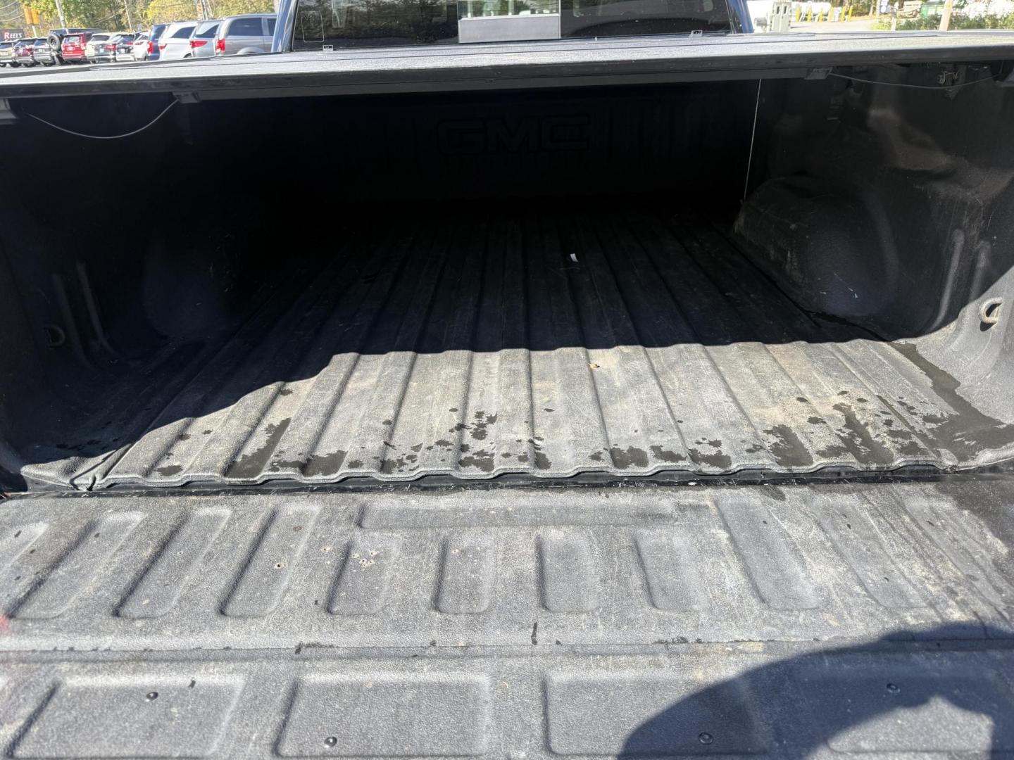 2016 Black /Black GMC Sierra 1500 SLE Double Cab 4WD (1GTV2MEC6GZ) with an 5.3L V8 OHV 16V engine, 6A transmission, located at 11115 Chardon Rd. , Chardon, OH, 44024, (440) 214-9705, 41.580246, -81.241943 - Get the perfect blend of power, capability, and comfort with this 2016 GMC Sierra 1500 SLE Double Cab All Terrain. Driven by a strong 5.3L EcoTec3 V8 engine and 6-speed automatic transmission, this truck boasts a 9,200-pound towing capacity, 3.42 gearing, and a G80 locking rear differential—ready - Photo#10