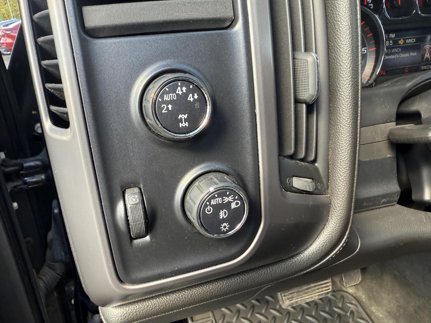2016 Black /Black GMC Sierra 1500 SLE Double Cab 4WD (1GTV2MEC6GZ) with an 5.3L V8 OHV 16V engine, 6A transmission, located at 11115 Chardon Rd. , Chardon, OH, 44024, (440) 214-9705, 41.580246, -81.241943 - Get the perfect blend of power, capability, and comfort with this 2016 GMC Sierra 1500 SLE Double Cab All Terrain. Driven by a strong 5.3L EcoTec3 V8 engine and 6-speed automatic transmission, this truck boasts a 9,200-pound towing capacity, 3.42 gearing, and a G80 locking rear differential—ready - Photo#25