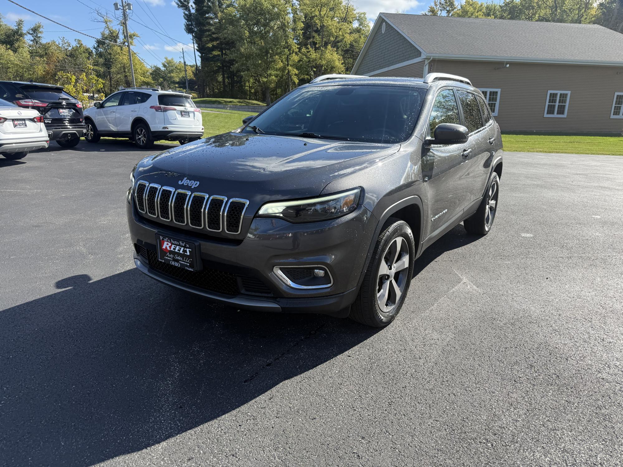 photo of 2019 Jeep Cherokee Limited 4WD