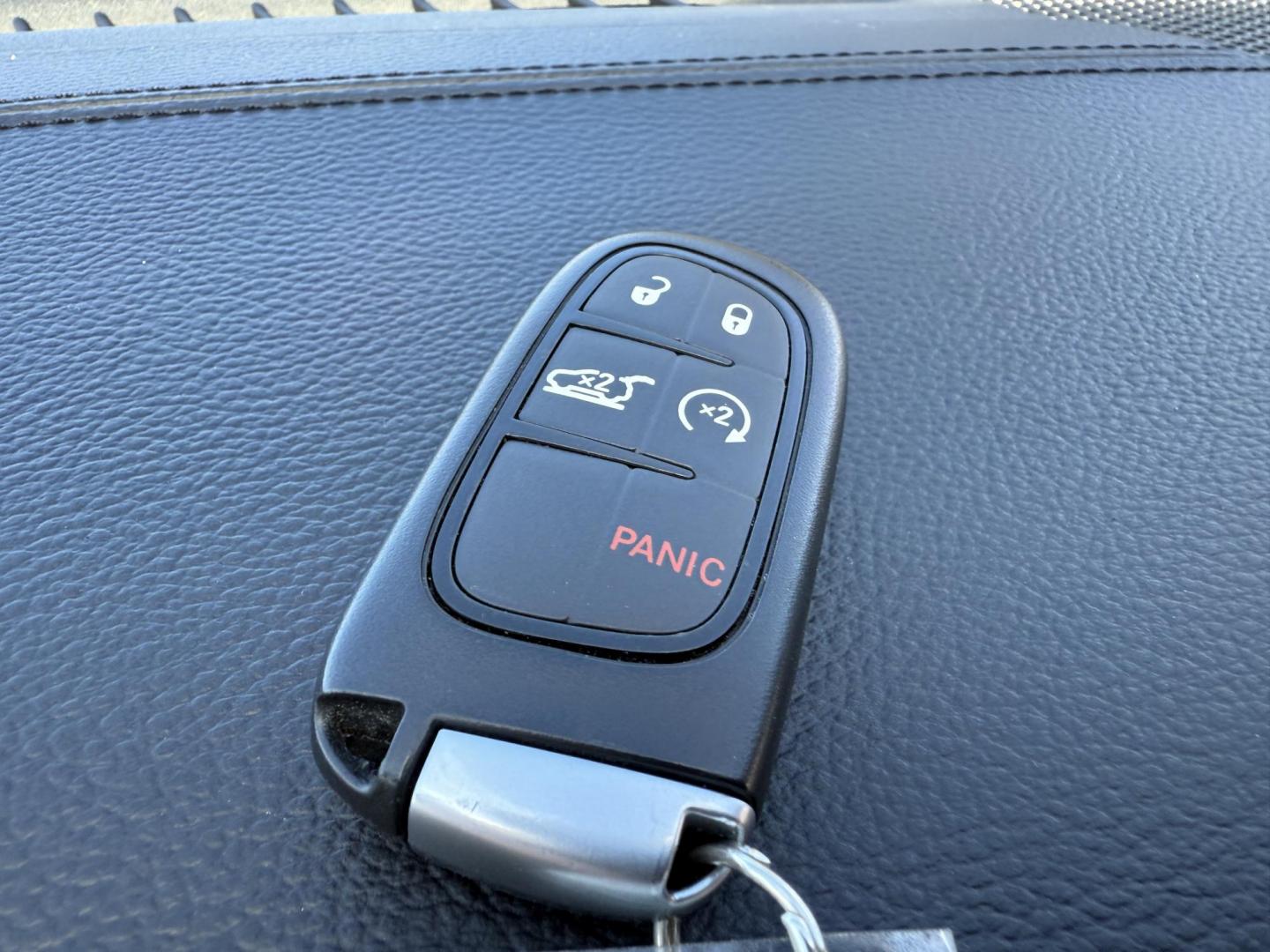 2019 Gray /Black Jeep Cherokee Limited 4WD (1C4PJMDX9KD) with an 3.2L V6 DOHC 24V engine, 9A transmission, located at 11115 Chardon Rd. , Chardon, OH, 44024, (440) 214-9705, 41.580246, -81.241943 - Experience refined capability with this 2019 Jeep Cherokee Limited 4WD. Powered by a robust 3.2L V6 engine and smooth 9-speed automatic transmission, this SUV delivers confident performance and up to 27 MPG on the highway. The upscale leather interior features heated front seats, dual-zone automatic - Photo#52