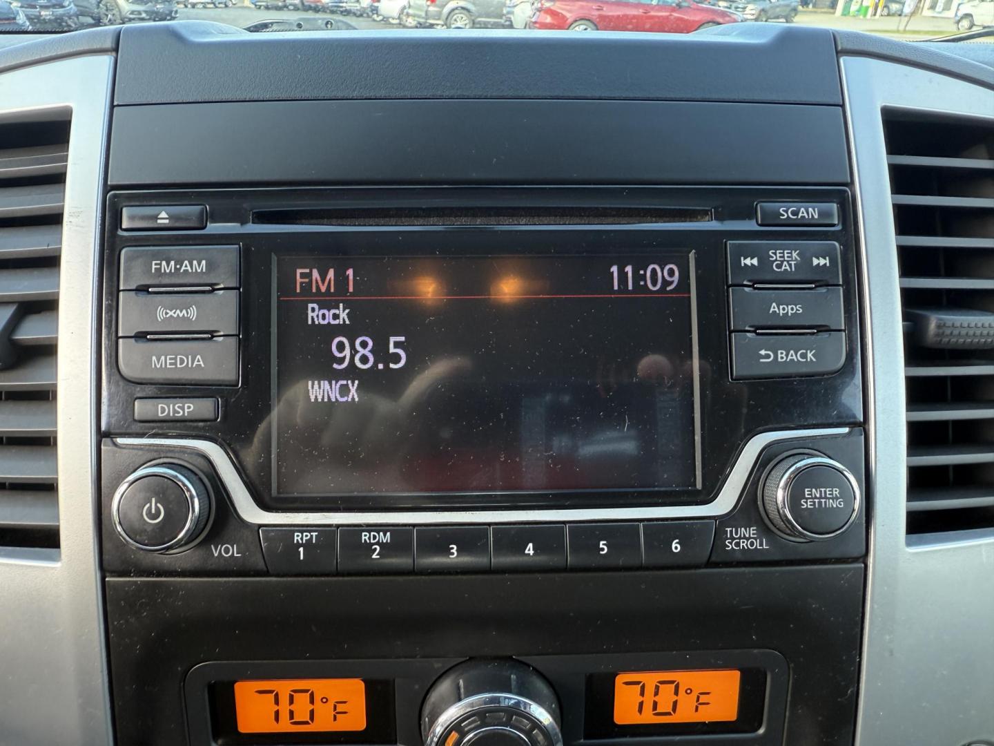2016 Red /Gray Nissan Frontier SV Crew Cab 5AT 4WD (1N6AD0EV0GN) with an 4.0L V6 DOHC 24V engine, 5A transmission, located at 11115 Chardon Rd. , Chardon, OH, 44024, (440) 214-9705, 41.580246, -81.241943 - Tackle any job or adventure with this 2016 Nissan Frontier SV Crew Cab. Powered by a reliable 4.0L V6 engine and 5-speed automatic transmission, this truck offers a strong 6,300-pound towing capacity and is equipped with a Dana 44 rear axle for added durability. Enjoy added confidence on any terrain - Photo#29