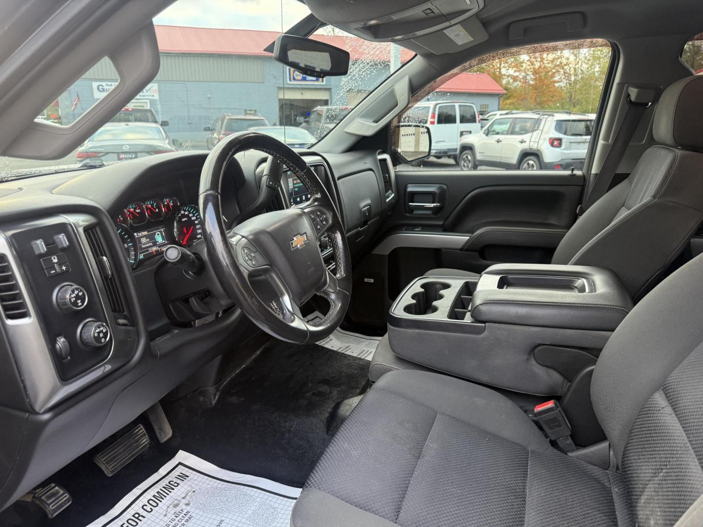 2015 Black /Black Chevrolet Silverado 1500 LT Z71 Double Cab 4WD (1GCVKREC5FZ) with an 5.3L V8 OHV 16V engine, 6-Speed Automatic transmission, located at 547 E. Main St., Orwell, OH, 44076, (440) 437-5893, 41.535435, -80.847855 - Tackle any road or job with this 2015 Chevrolet Silverado 1500 LT Z71 Double Cab 4WD. Powered by a capable 5.3L EcoTec3 V8 engine paired with a 6-speed automatic transmission and 3.42 gearing, this truck offers a robust 9,200-pound towing capacity. The Z71 Off Road Package and G80 locking rear diffe - Photo#19