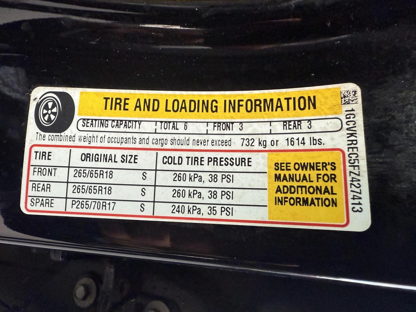 2015 Black /Black Chevrolet Silverado 1500 LT Z71 Double Cab 4WD (1GCVKREC5FZ) with an 5.3L V8 OHV 16V engine, 6-Speed Automatic transmission, located at 547 E. Main St., Orwell, OH, 44076, (440) 437-5893, 41.535435, -80.847855 - Tackle any road or job with this 2015 Chevrolet Silverado 1500 LT Z71 Double Cab 4WD. Powered by a capable 5.3L EcoTec3 V8 engine paired with a 6-speed automatic transmission and 3.42 gearing, this truck offers a robust 9,200-pound towing capacity. The Z71 Off Road Package and G80 locking rear diffe - Photo#24