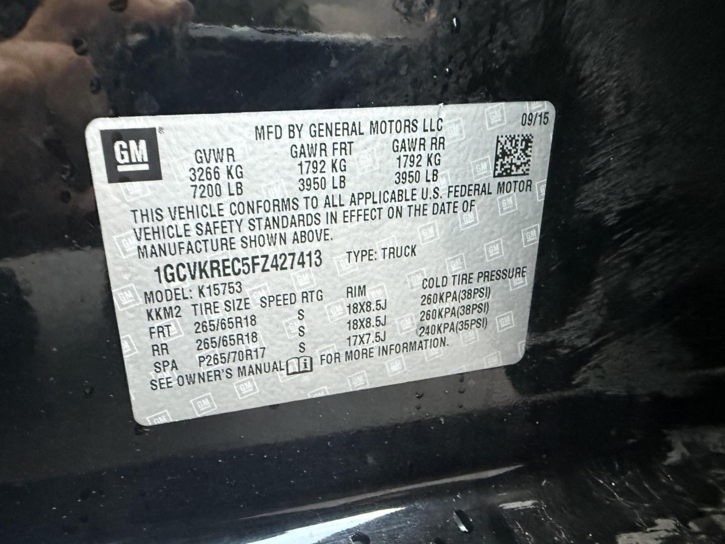 2015 Black /Black Chevrolet Silverado 1500 LT Z71 Double Cab 4WD (1GCVKREC5FZ) with an 5.3L V8 OHV 16V engine, 6-Speed Automatic transmission, located at 547 E. Main St., Orwell, OH, 44076, (440) 437-5893, 41.535435, -80.847855 - Tackle any road or job with this 2015 Chevrolet Silverado 1500 LT Z71 Double Cab 4WD. Powered by a capable 5.3L EcoTec3 V8 engine paired with a 6-speed automatic transmission and 3.42 gearing, this truck offers a robust 9,200-pound towing capacity. The Z71 Off Road Package and G80 locking rear diffe - Photo#25