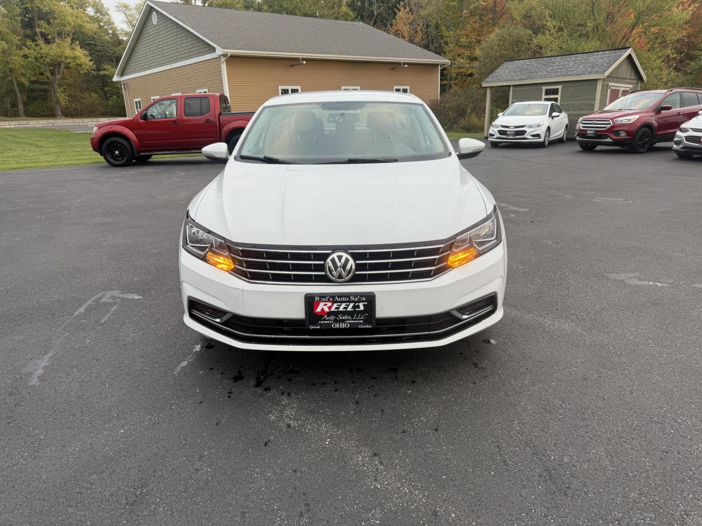 2018 White /Black Volkswagen Passat S (1VWAA7A3XJC) with an 2.0L I4 DOHC 16V Turbo engine, 6A transmission, located at 11115 Chardon Rd. , Chardon, OH, 44024, (440) 214-9705, 41.580246, -81.241943 - Experience comfort and efficiency in this 2018 Volkswagen Passat S. Equipped with a turbocharged 2.0L TSI engine and 6-speed automatic transmission, this sedan delivers a smooth ride and outstanding fuel economy—up to 36 MPG on the highway. Enjoy peace of mind with advanced safety features like bl - Photo#1