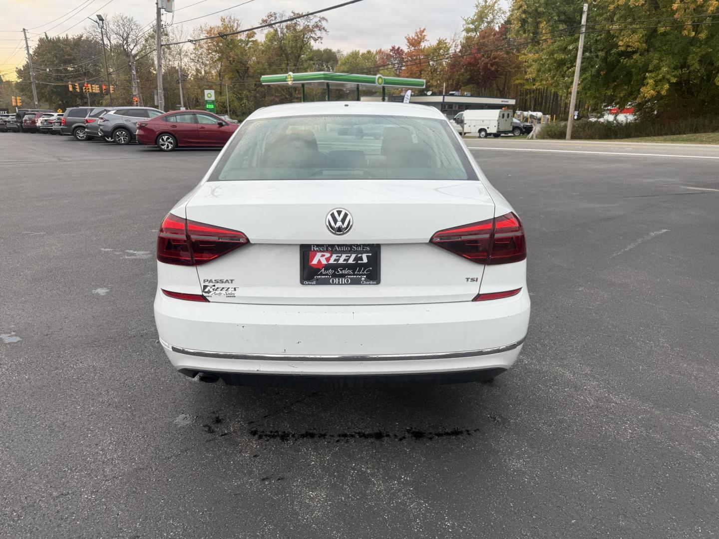 2018 White /Black Volkswagen Passat S (1VWAA7A3XJC) with an 2.0L I4 DOHC 16V Turbo engine, 6A transmission, located at 11115 Chardon Rd. , Chardon, OH, 44024, (440) 214-9705, 41.580246, -81.241943 - Experience comfort and efficiency in this 2018 Volkswagen Passat S. Equipped with a turbocharged 2.0L TSI engine and 6-speed automatic transmission, this sedan delivers a smooth ride and outstanding fuel economy—up to 36 MPG on the highway. Enjoy peace of mind with advanced safety features like bl - Photo#8