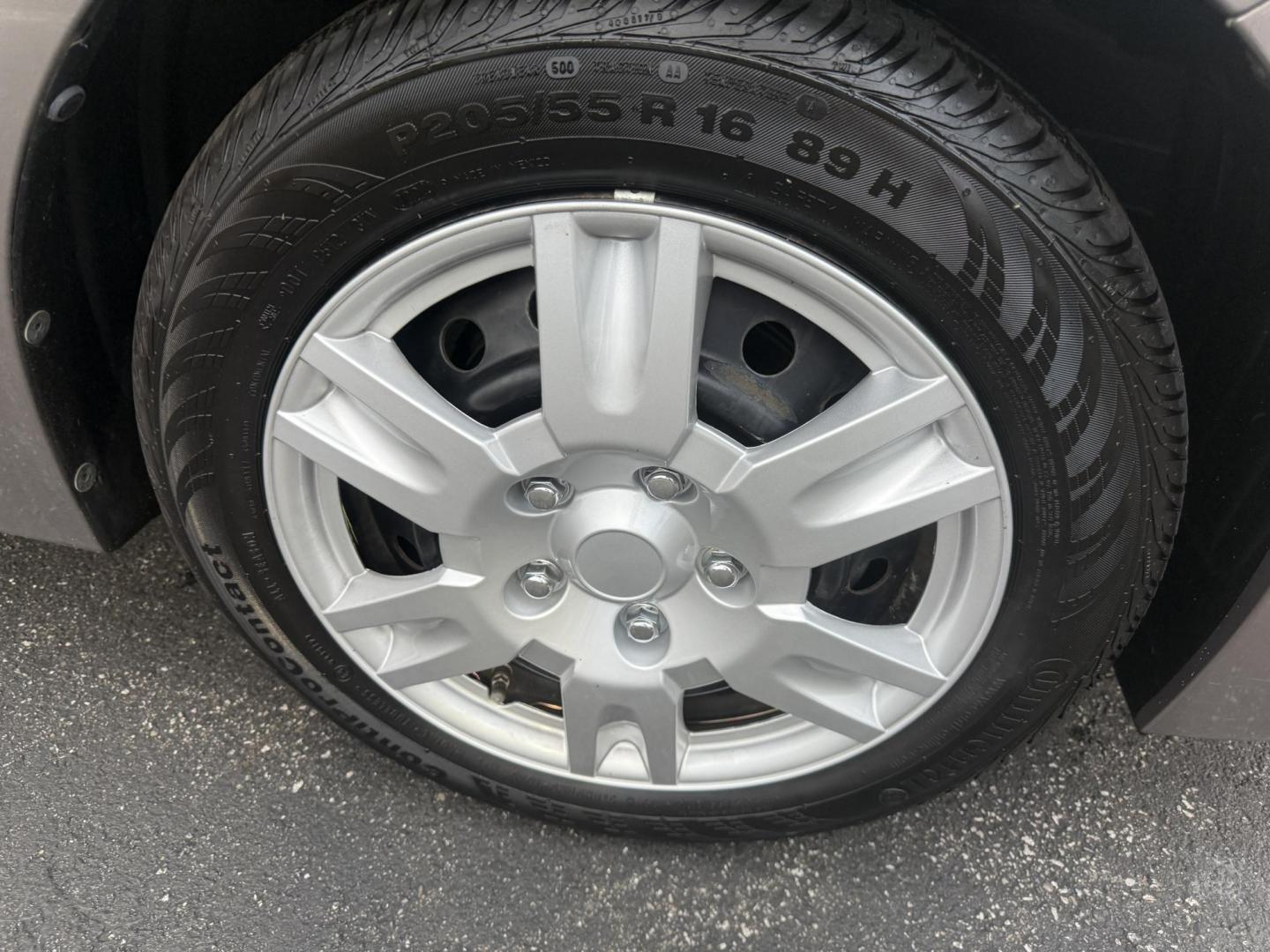 2016 Gray /Tan Toyota Corolla LE (2T1BURHE6GC) with an 1.8L I4 DOHC 16V engine, Automatic transmission, located at 11115 Chardon Rd. , Chardon, OH, 44024, (440) 214-9705, 41.580246, -81.241943 - Enjoy reliability, efficiency, and comfort in this 2016 Toyota Corolla LE. Powered by a fuel-efficient 1.8L I4 engine, this sedan delivers up to 37 MPG on the highway and features selectable ECO and Sport modes for a personalized driving experience. The well-appointed interior includes single zone a - Photo#4