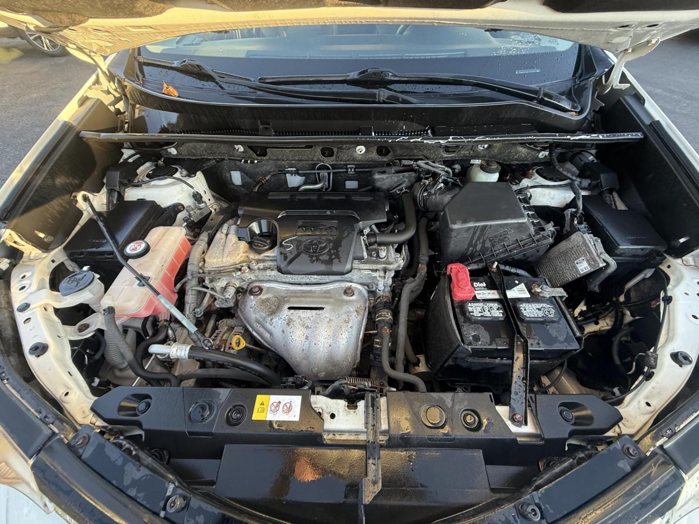 2017 White /Black Toyota RAV4 XLE AWD (JTMRFREV9HJ) with an 2.5LI4 DOHC 16V engine, 6A transmission, located at 11115 Chardon Rd. , Chardon, OH, 44024, (440) 214-9705, 41.580246, -81.241943 - 2017 Toyota RAV4 XLE AWD – Efficient, Smart, and Ready for Adventure Take on any journey with confidence in this 2017 Toyota RAV4 XLE AWD. Powered by a fuel-efficient 2.5L I4 engine and 6-speed automatic transmission, this SUV delivers 28 MPG on the highway, while Sport and ECO modes let you ta - Photo#14