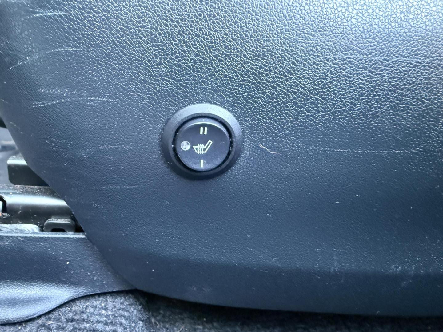 2017 White /Black Toyota RAV4 XLE AWD (JTMRFREV9HJ) with an 2.5LI4 DOHC 16V engine, 6A transmission, located at 11115 Chardon Rd. , Chardon, OH, 44024, (440) 214-9705, 41.580246, -81.241943 - 2017 Toyota RAV4 XLE AWD – Efficient, Smart, and Ready for Adventure Take on any journey with confidence in this 2017 Toyota RAV4 XLE AWD. Powered by a fuel-efficient 2.5L I4 engine and 6-speed automatic transmission, this SUV delivers 28 MPG on the highway, while Sport and ECO modes let you ta - Photo#19