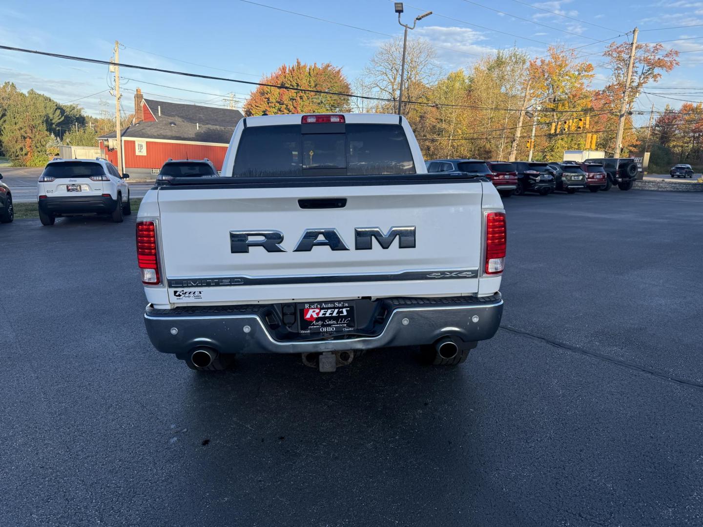 2017 White /Black RAM 1500 Limited Crew Cab SWB 4WD (1C6RR7PT4HS) with an 5.7L V8 OHV 16V engine, 8A transmission, located at 11115 Chardon Rd. , Chardon, OH, 44024, (440) 214-9705, 41.580246, -81.241943 - 2017 Ram 1500 Crew Cab Limited 4WD – Luxury and Power Combined Experience top-tier performance and comfort in this 2017 Ram 1500 Crew Cab Limited 4WD. Powered by a legendary 5.7L HEMI V8 engine with 395 HP and 410 lb-ft of torque, this truck offers an 8-speed automatic transmission, on-demand 4 - Photo#10