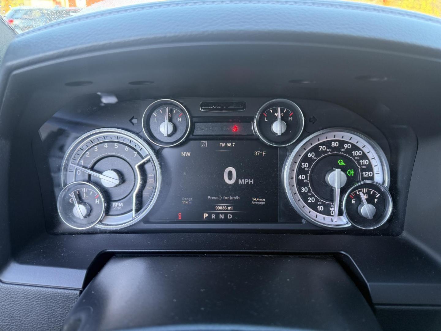 2017 White /Black RAM 1500 Limited Crew Cab SWB 4WD (1C6RR7PT4HS) with an 5.7L V8 OHV 16V engine, 8A transmission, located at 11115 Chardon Rd. , Chardon, OH, 44024, (440) 214-9705, 41.580246, -81.241943 - 2017 Ram 1500 Crew Cab Limited 4WD – Luxury and Power Combined Experience top-tier performance and comfort in this 2017 Ram 1500 Crew Cab Limited 4WD. Powered by a legendary 5.7L HEMI V8 engine with 395 HP and 410 lb-ft of torque, this truck offers an 8-speed automatic transmission, on-demand 4 - Photo#26