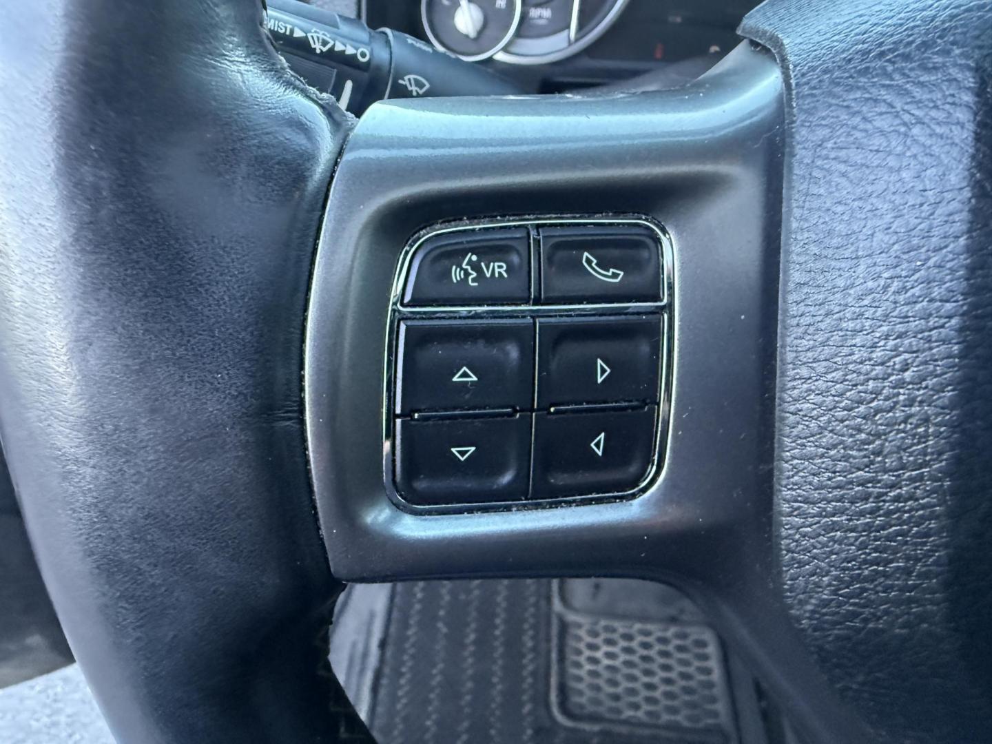 2017 White /Black RAM 1500 Limited Crew Cab SWB 4WD (1C6RR7PT4HS) with an 5.7L V8 OHV 16V engine, 8A transmission, located at 11115 Chardon Rd. , Chardon, OH, 44024, (440) 214-9705, 41.580246, -81.241943 - 2017 Ram 1500 Crew Cab Limited 4WD – Luxury and Power Combined Experience top-tier performance and comfort in this 2017 Ram 1500 Crew Cab Limited 4WD. Powered by a legendary 5.7L HEMI V8 engine with 395 HP and 410 lb-ft of torque, this truck offers an 8-speed automatic transmission, on-demand 4 - Photo#27