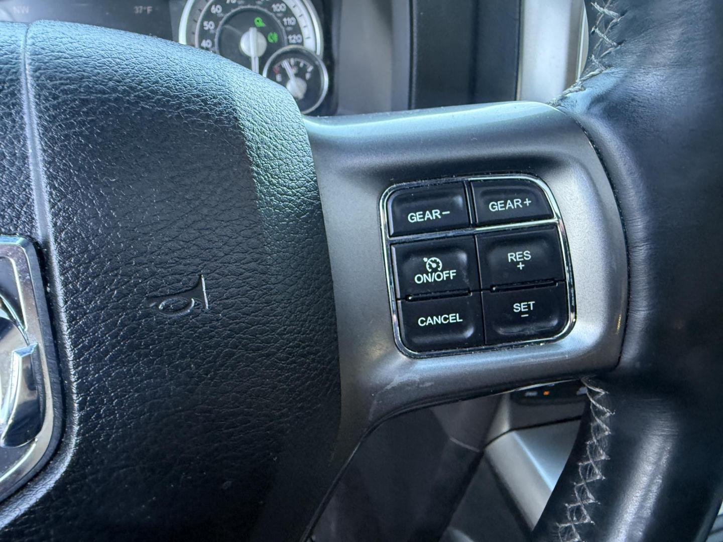 2017 White /Black RAM 1500 Limited Crew Cab SWB 4WD (1C6RR7PT4HS) with an 5.7L V8 OHV 16V engine, 8A transmission, located at 11115 Chardon Rd. , Chardon, OH, 44024, (440) 214-9705, 41.580246, -81.241943 - 2017 Ram 1500 Crew Cab Limited 4WD – Luxury and Power Combined Experience top-tier performance and comfort in this 2017 Ram 1500 Crew Cab Limited 4WD. Powered by a legendary 5.7L HEMI V8 engine with 395 HP and 410 lb-ft of torque, this truck offers an 8-speed automatic transmission, on-demand 4 - Photo#28