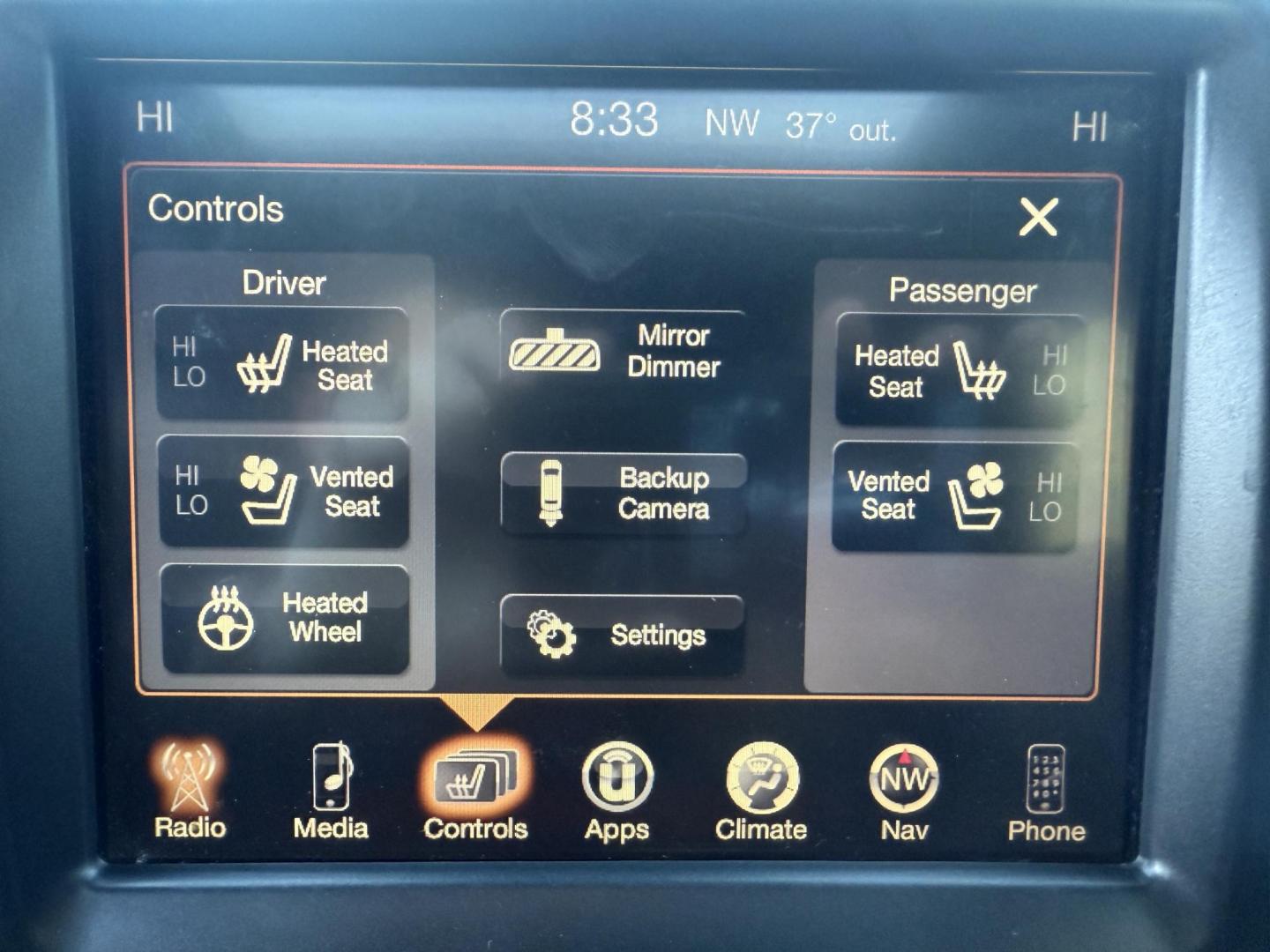 2017 White /Black RAM 1500 Limited Crew Cab SWB 4WD (1C6RR7PT4HS) with an 5.7L V8 OHV 16V engine, 8A transmission, located at 11115 Chardon Rd. , Chardon, OH, 44024, (440) 214-9705, 41.580246, -81.241943 - 2017 Ram 1500 Crew Cab Limited 4WD – Luxury and Power Combined Experience top-tier performance and comfort in this 2017 Ram 1500 Crew Cab Limited 4WD. Powered by a legendary 5.7L HEMI V8 engine with 395 HP and 410 lb-ft of torque, this truck offers an 8-speed automatic transmission, on-demand 4 - Photo#31