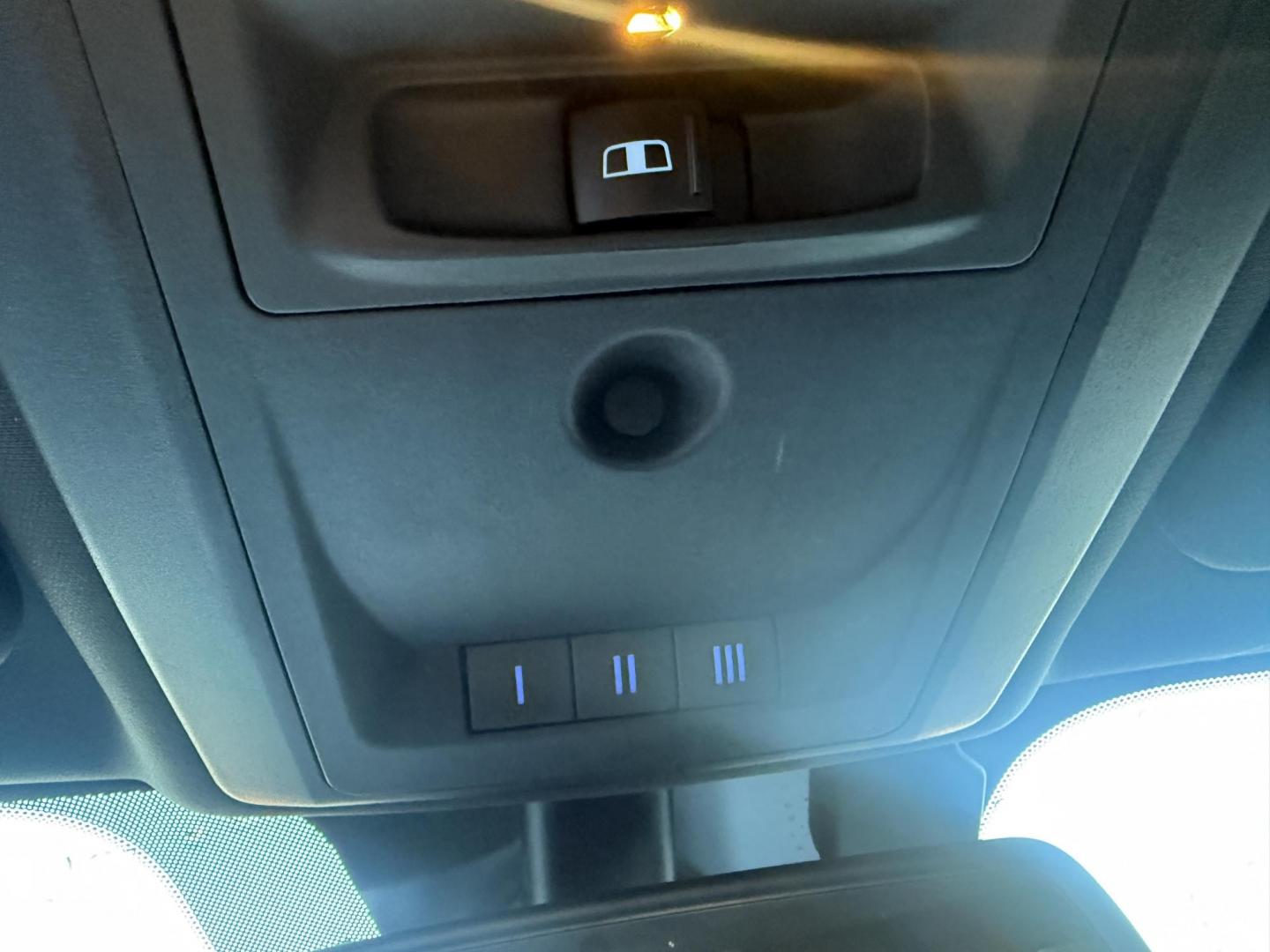 2017 White /Black RAM 1500 Limited Crew Cab SWB 4WD (1C6RR7PT4HS) with an 5.7L V8 OHV 16V engine, 8A transmission, located at 11115 Chardon Rd. , Chardon, OH, 44024, (440) 214-9705, 41.580246, -81.241943 - 2017 Ram 1500 Crew Cab Limited 4WD – Luxury and Power Combined Experience top-tier performance and comfort in this 2017 Ram 1500 Crew Cab Limited 4WD. Powered by a legendary 5.7L HEMI V8 engine with 395 HP and 410 lb-ft of torque, this truck offers an 8-speed automatic transmission, on-demand 4 - Photo#39