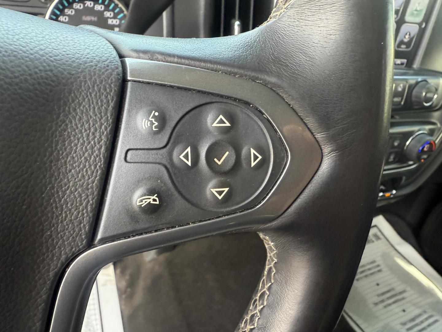2017 White /Black Chevrolet Silverado 3500HD LT Double Cab Long Box 4WD (1GC2KZEG4HZ) with an 6.0L V8 OHV 16V FFV engine, 6A transmission, located at 547 E. Main St., Orwell, OH, 44076, (440) 437-5893, 41.535435, -80.847855 - Built to Haul, Loaded with Comfort – 2017 Silverado 3500 HD LT Double Cab Get the job done with confidence in this 2017 Chevrolet Silverado 3500 HD LT Double Cab Long Bed 4WD. Powered by a robust 6.0L Vortec V8 engine and a 6-speed automatic transmission with 4.10 gearing, this truck boasts a mas - Photo#24