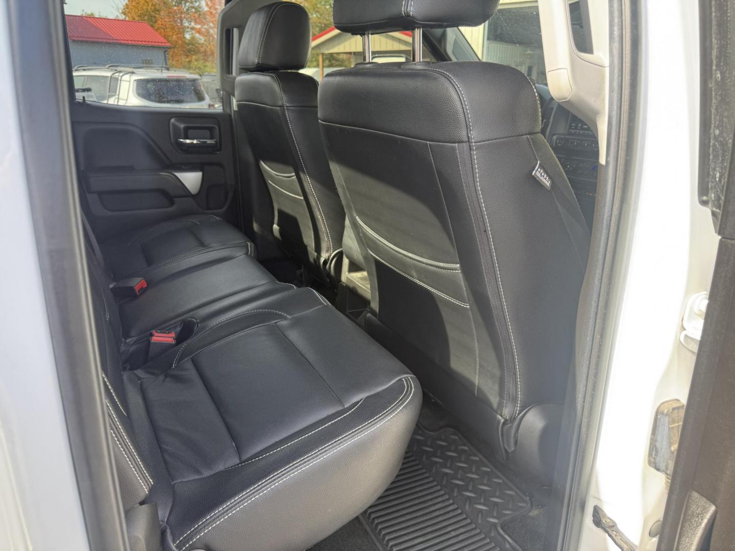 2017 White /Black Chevrolet Silverado 3500HD LT Double Cab Long Box 4WD (1GC2KZEG4HZ) with an 6.0L V8 OHV 16V FFV engine, 6A transmission, located at 547 E. Main St., Orwell, OH, 44076, (440) 437-5893, 41.535435, -80.847855 - Built to Haul, Loaded with Comfort – 2017 Silverado 3500 HD LT Double Cab Get the job done with confidence in this 2017 Chevrolet Silverado 3500 HD LT Double Cab Long Bed 4WD. Powered by a robust 6.0L Vortec V8 engine and a 6-speed automatic transmission with 4.10 gearing, this truck boasts a mas - Photo#39